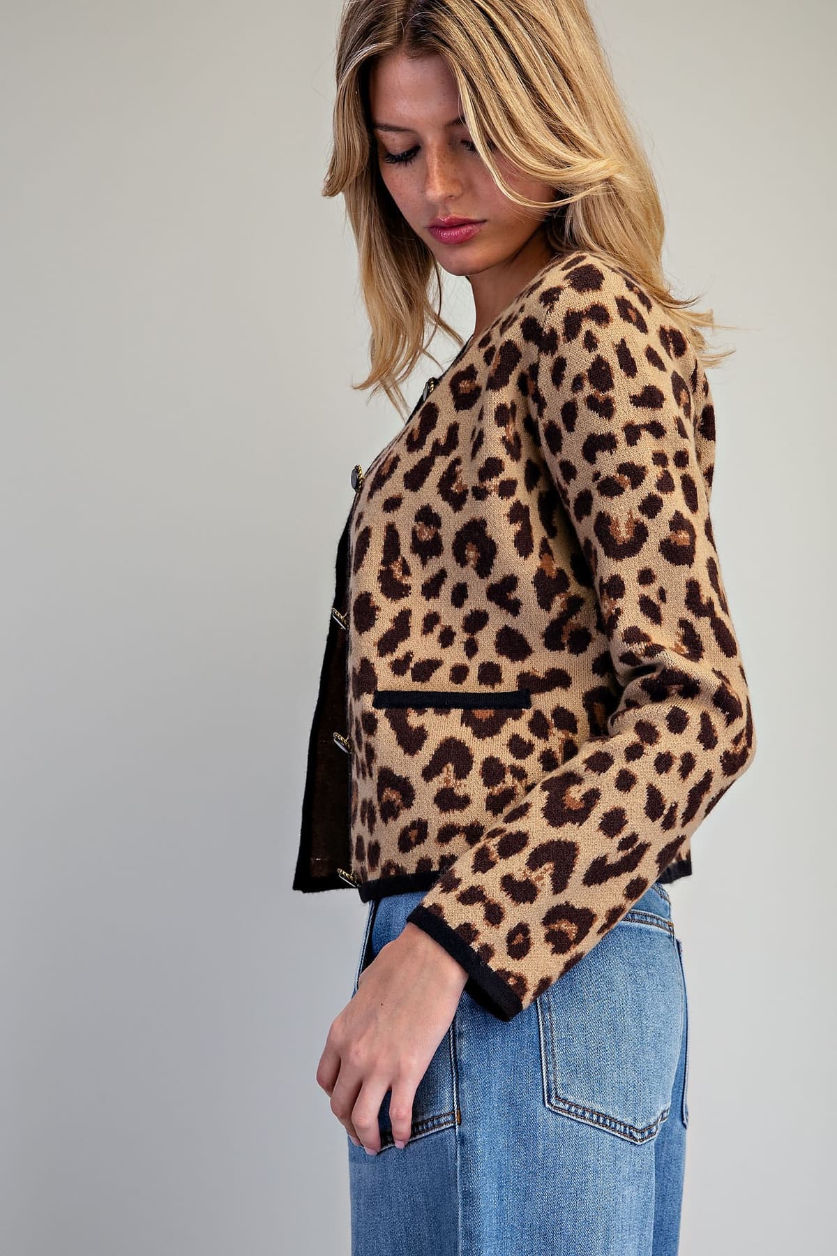 SJK16390 - LEOPARD