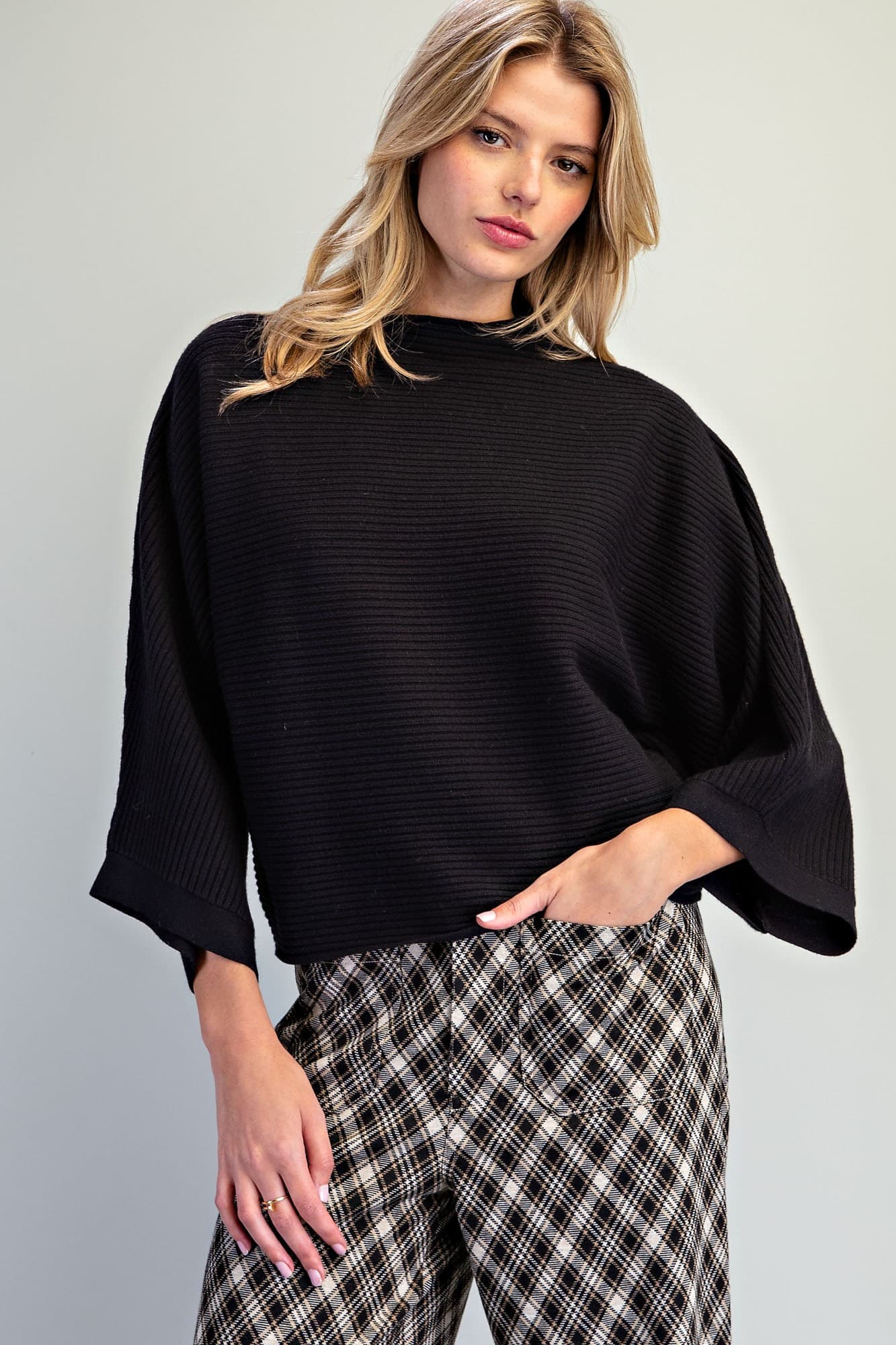SK16365 - BLACK