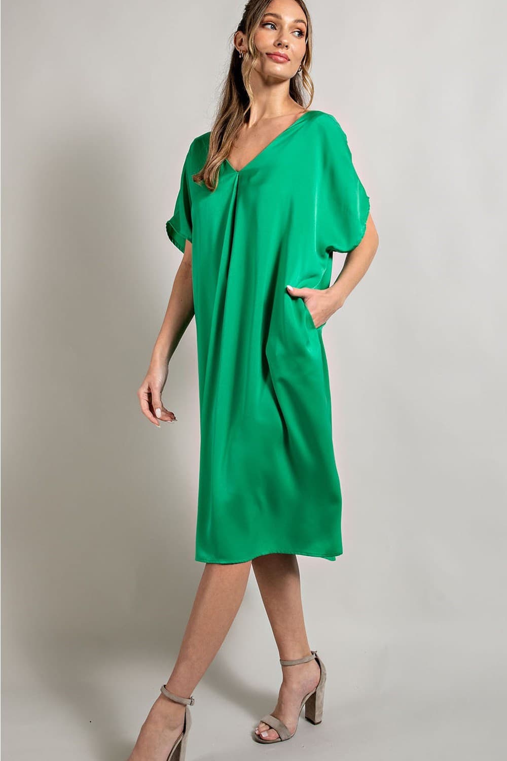 DK7623 - KELLY GREEN
