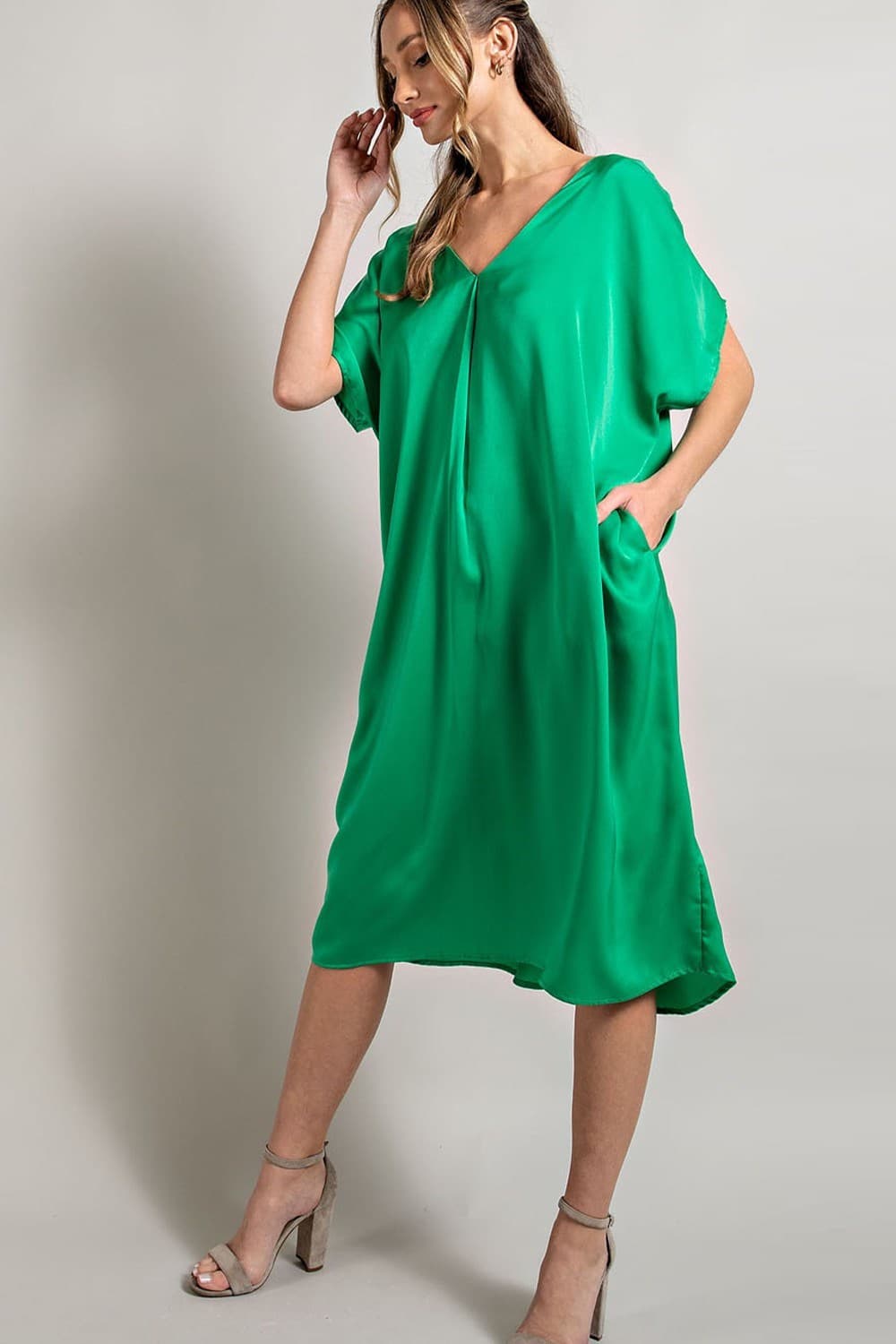 DK7623 - KELLY GREEN