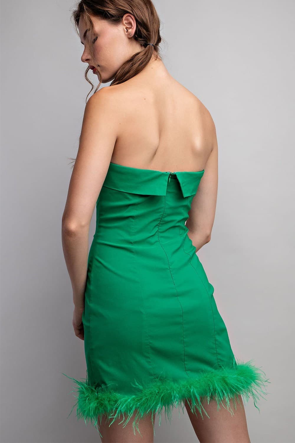 DK7655 - KELLY GREEN