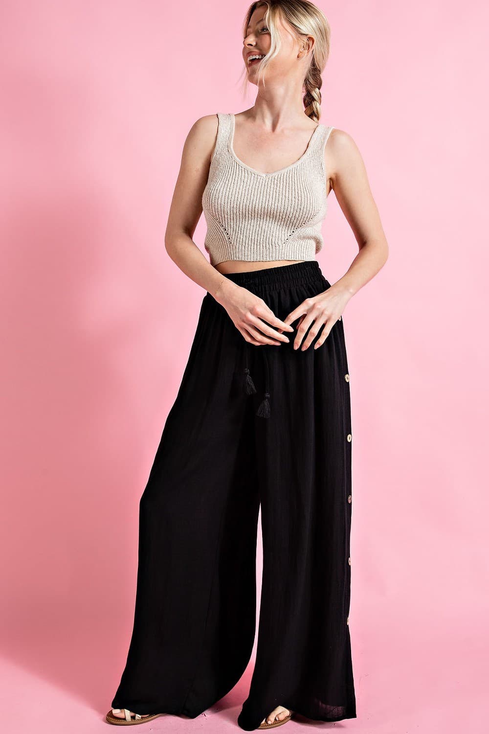 TK7668 - BLACK