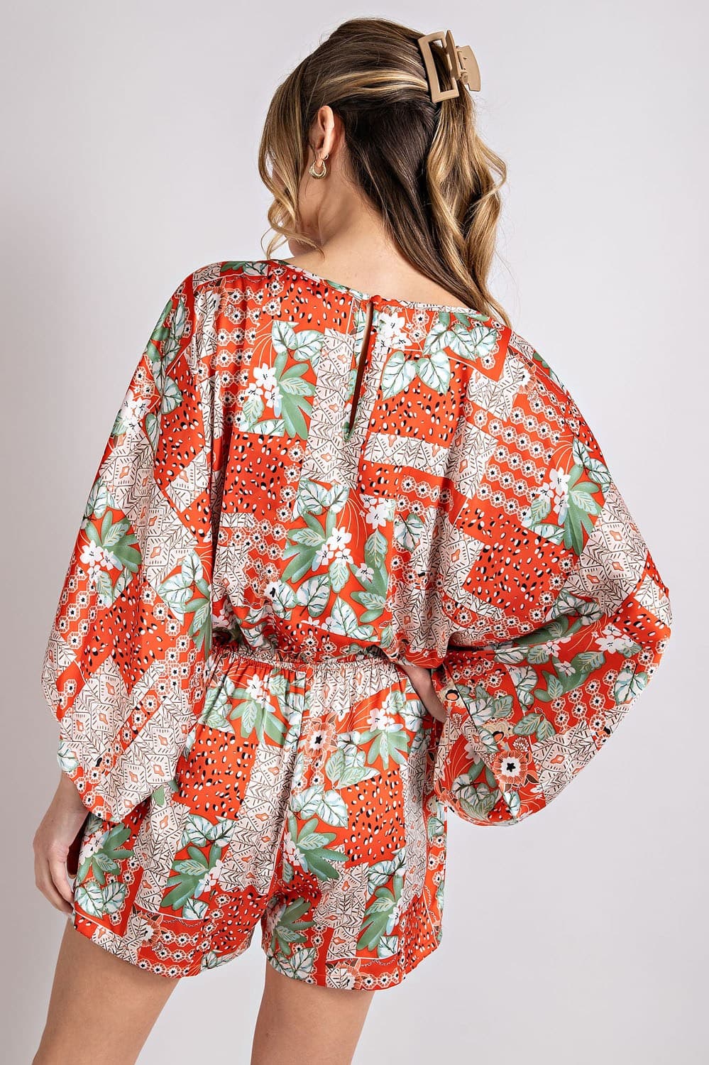 BK7582 - TOMATO