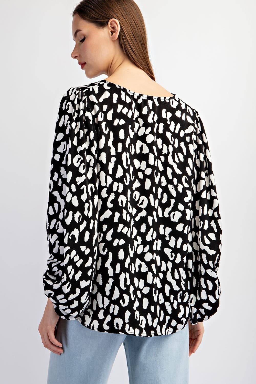 TK7948 - BLACK