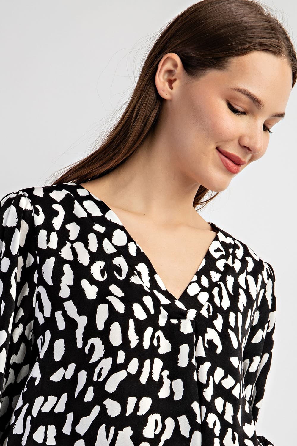 TK7948 - BLACK