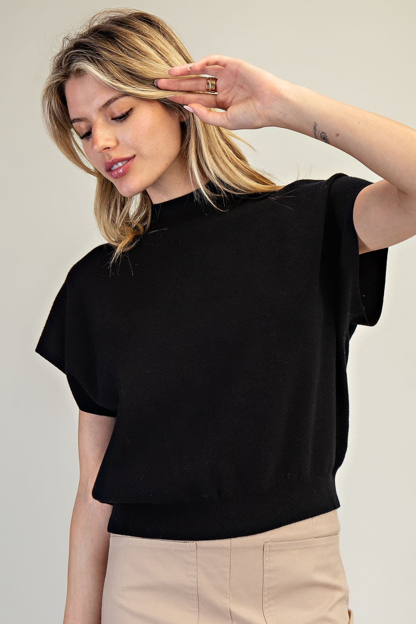 SG8414 - BLACK