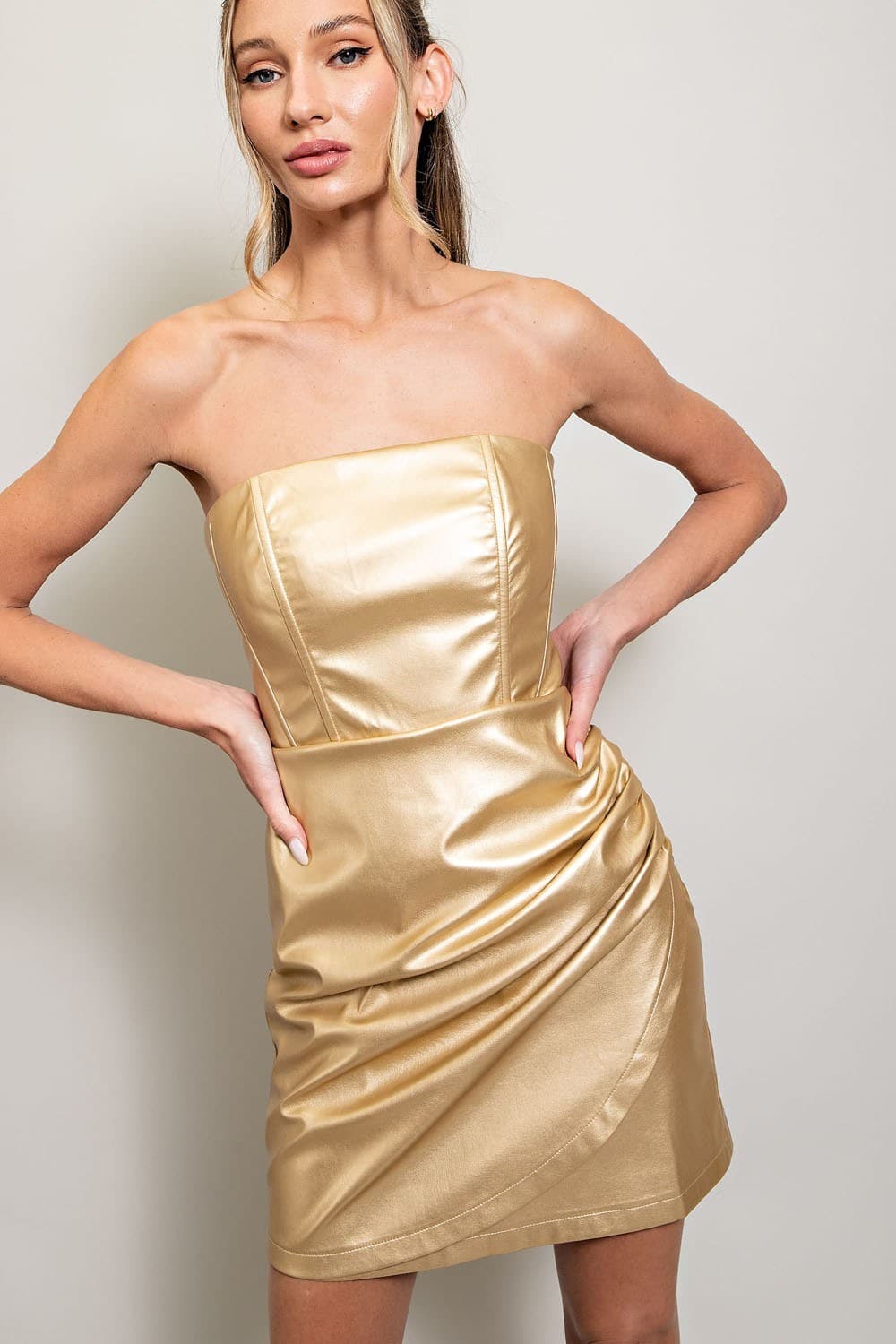 DK7910 - GOLD
