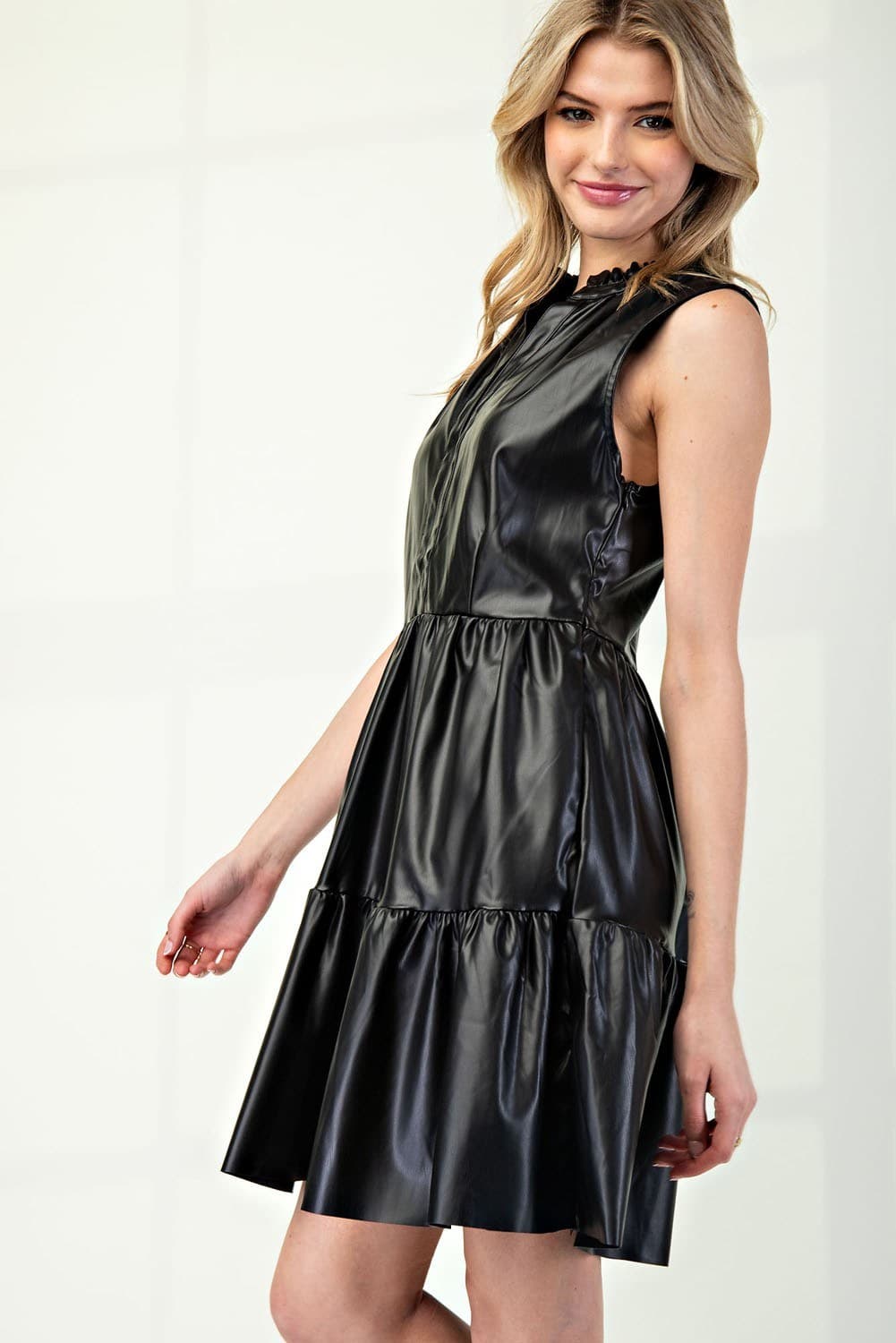 DK9154 - BLACK