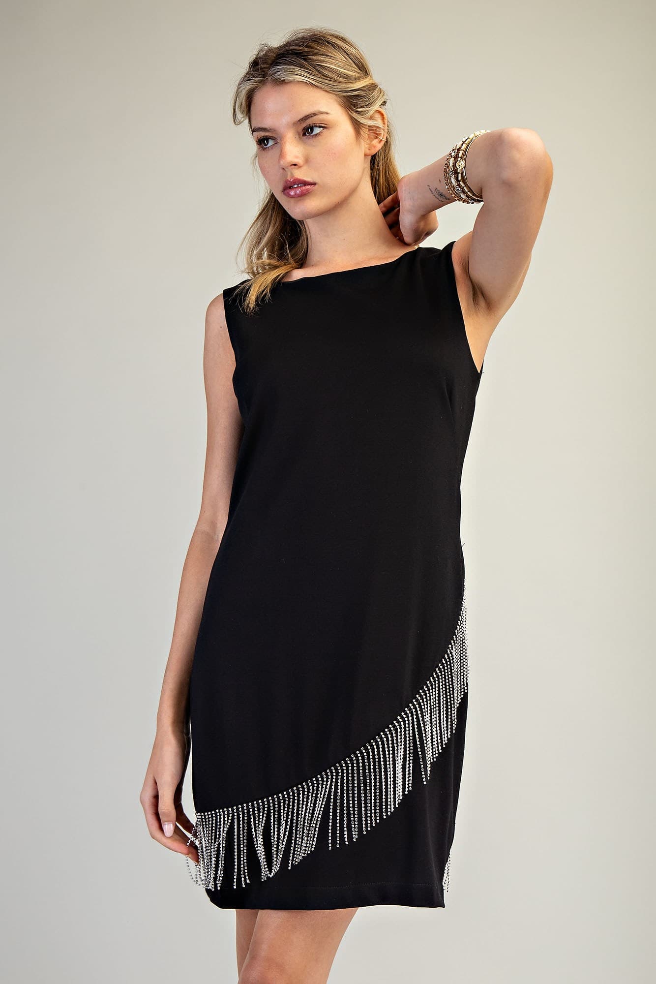 DK9144 - BLACK