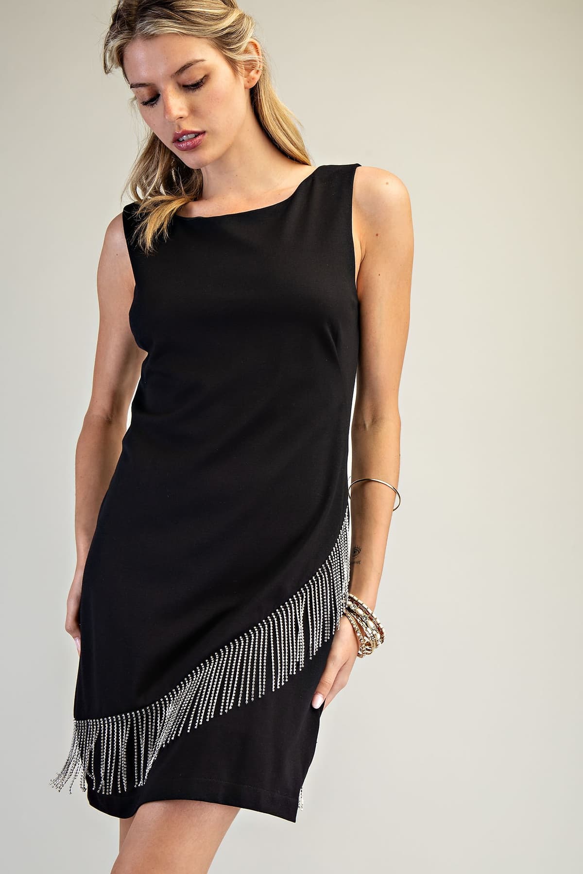 DK9144 - BLACK