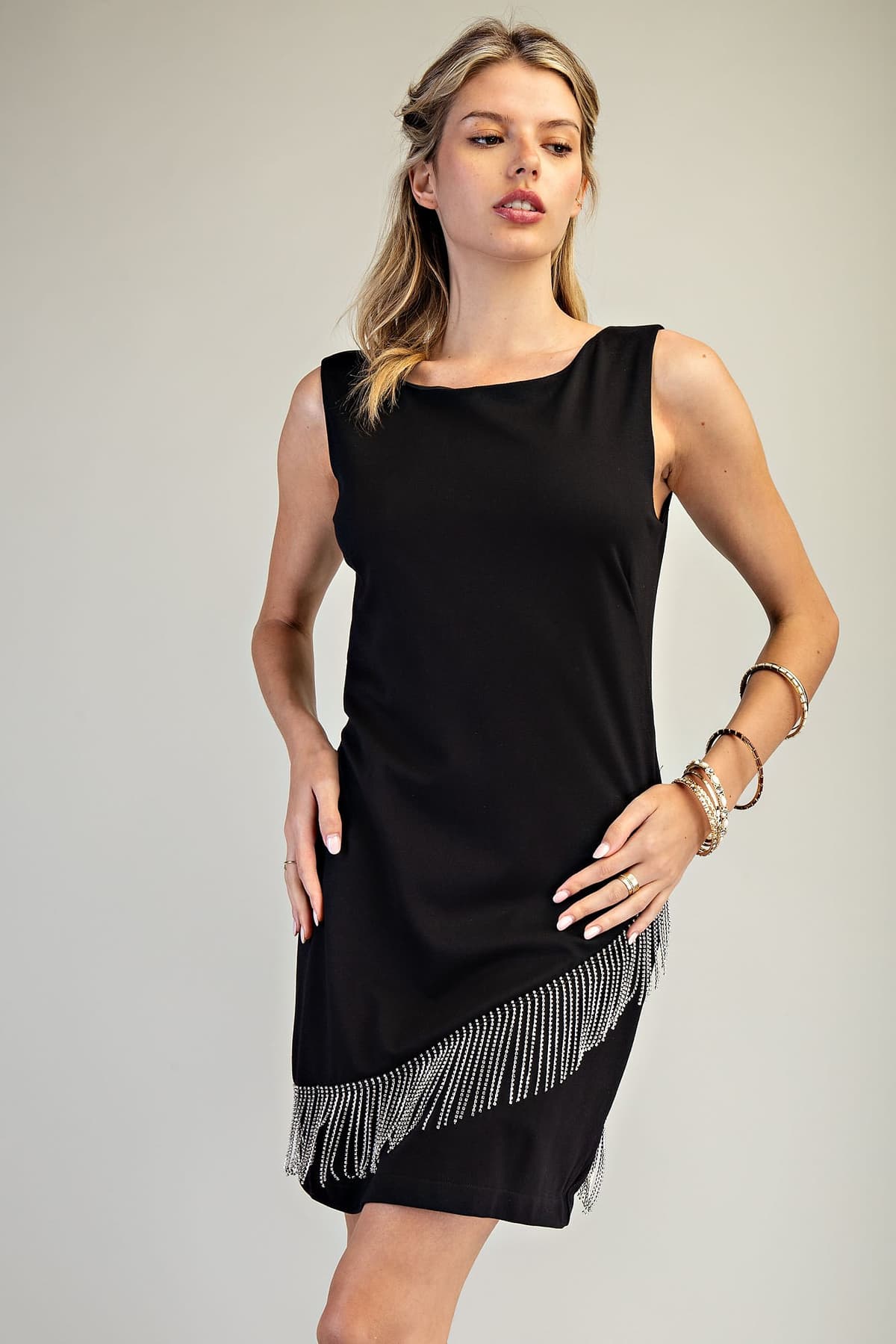 DK9144 - BLACK