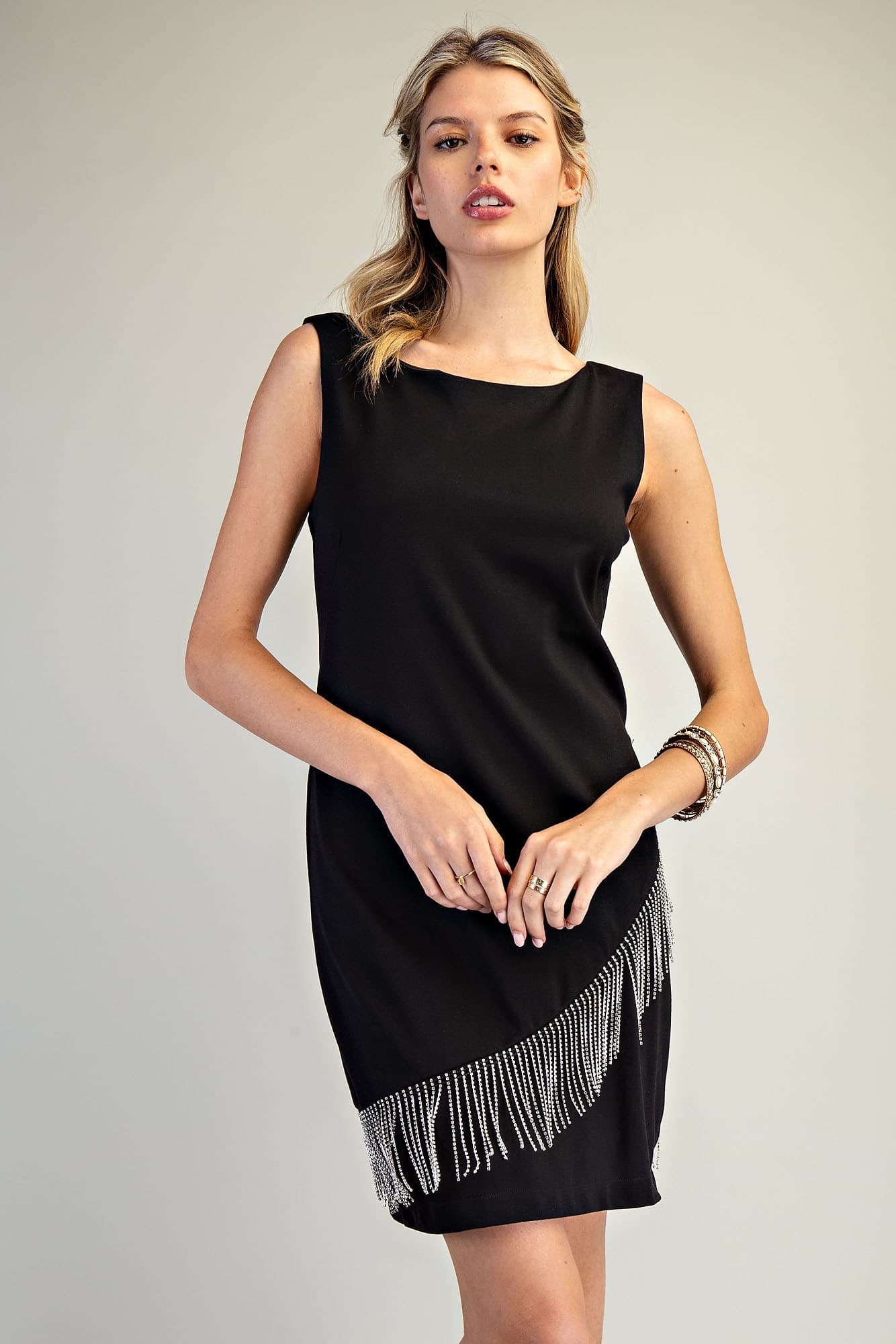 DK9144 - BLACK