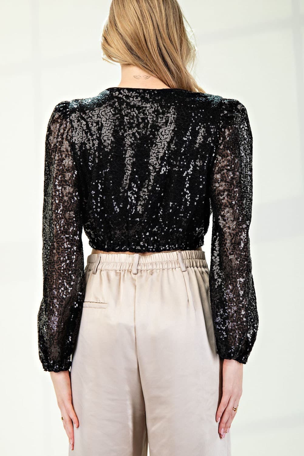 TK7986 - BLACK