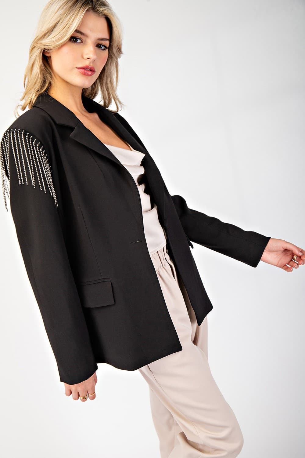 JK9208 - BLACK