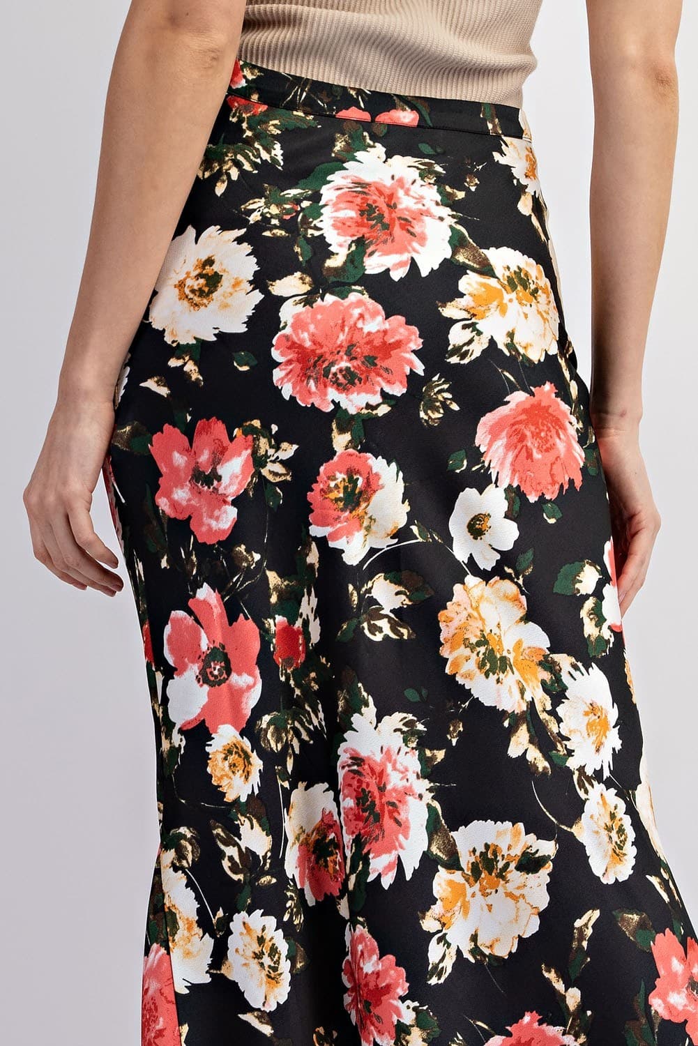 SKS9839 - BLACK