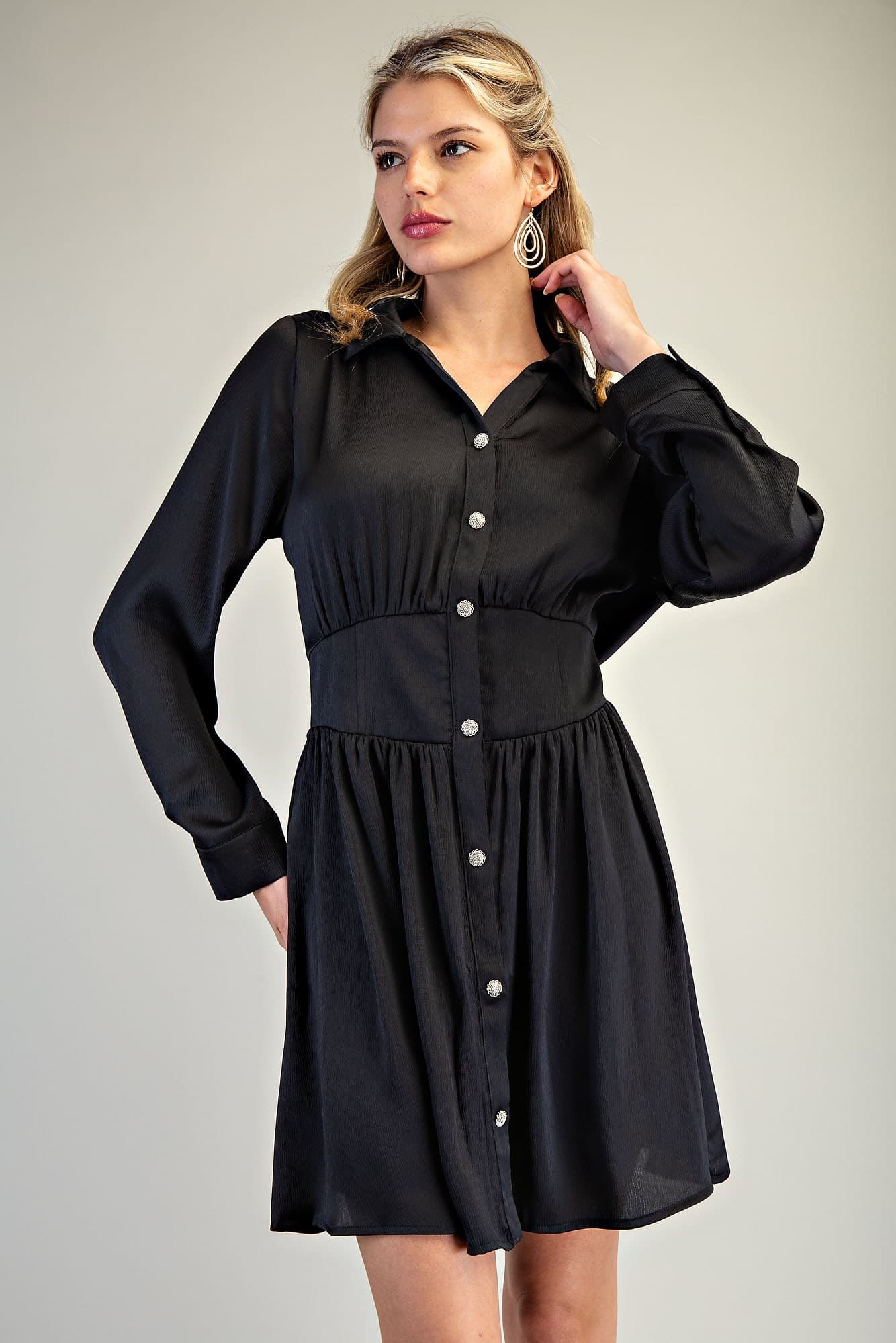 DK7817 - BLACK