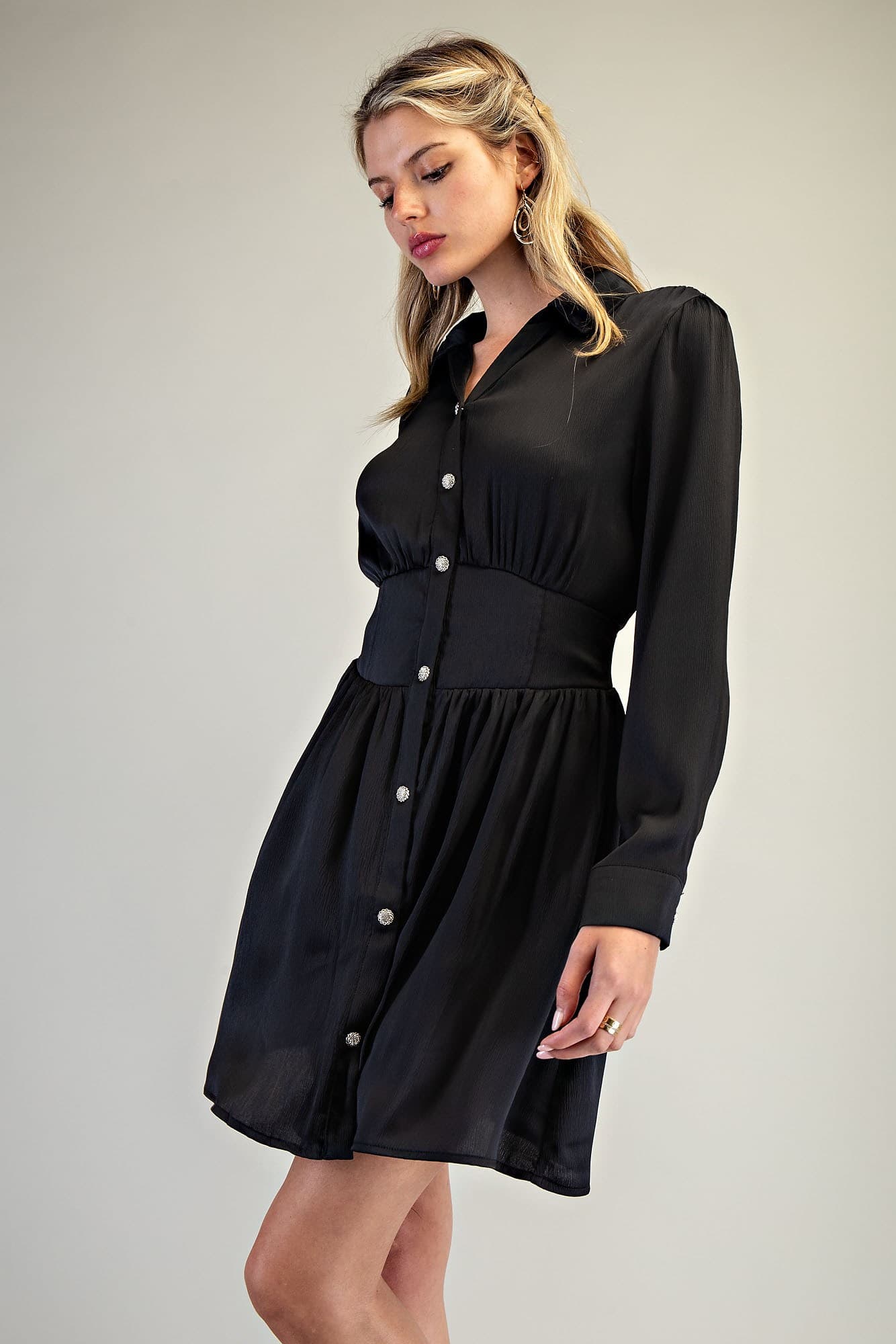 DK7817 - BLACK