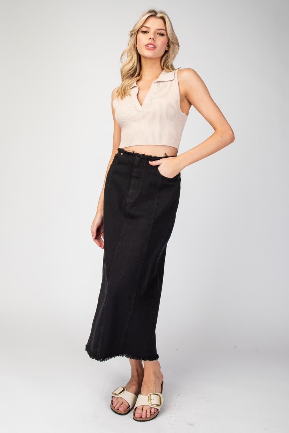 SGS8943 - BLACK