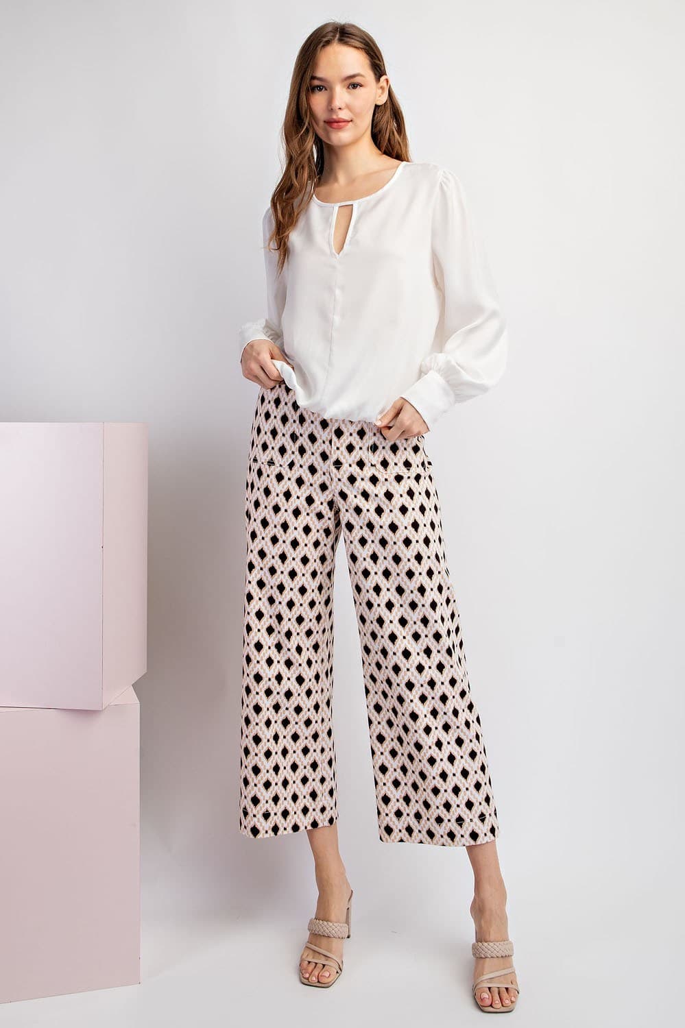 TK9184 - OFF WHITE