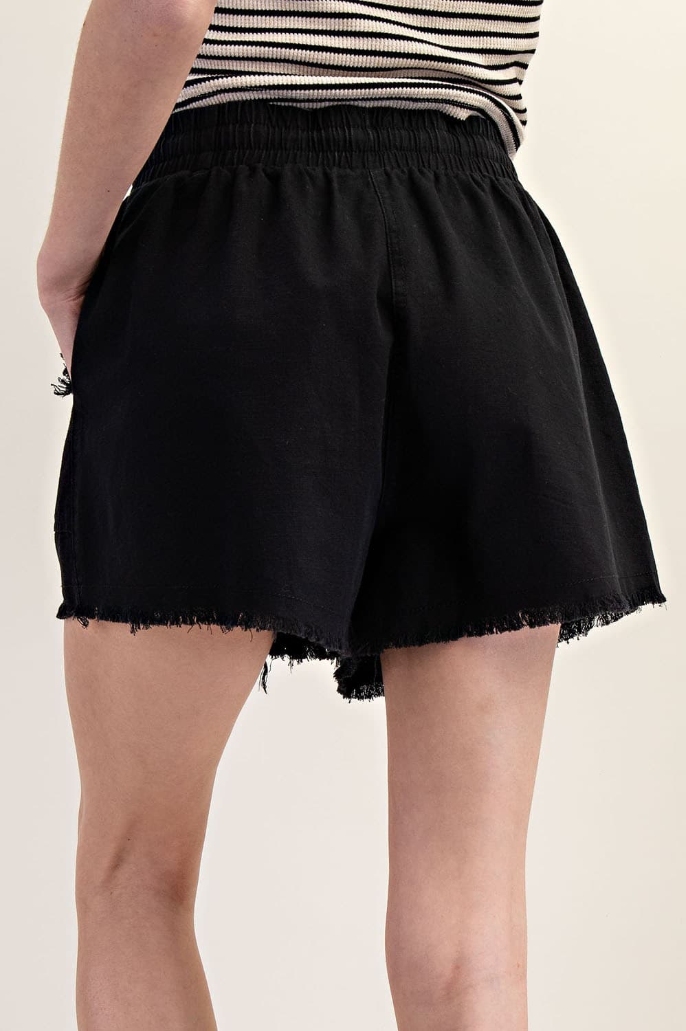 PG8161 - ASH BLACK