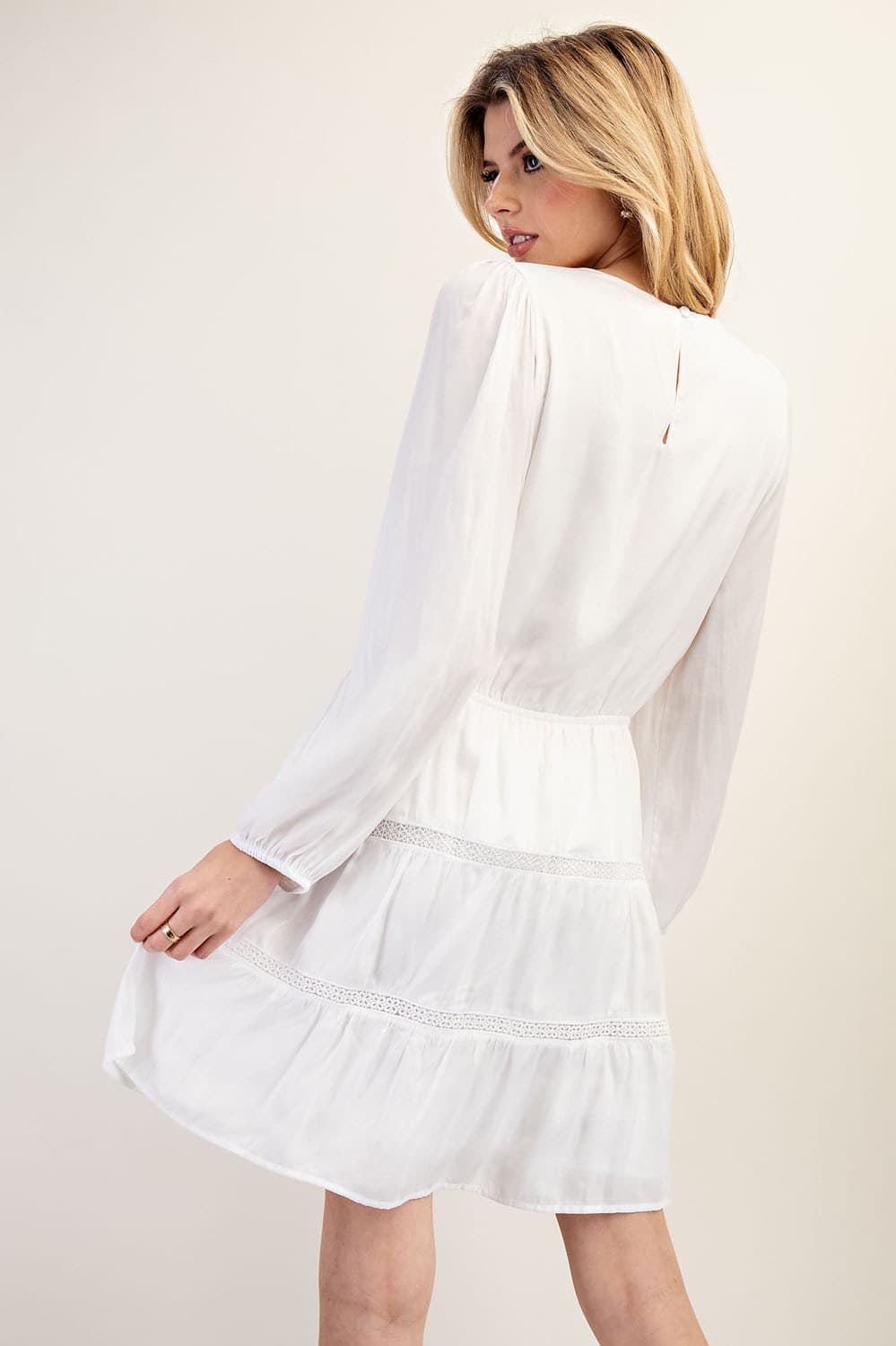 DK7888 - OFF WHITE