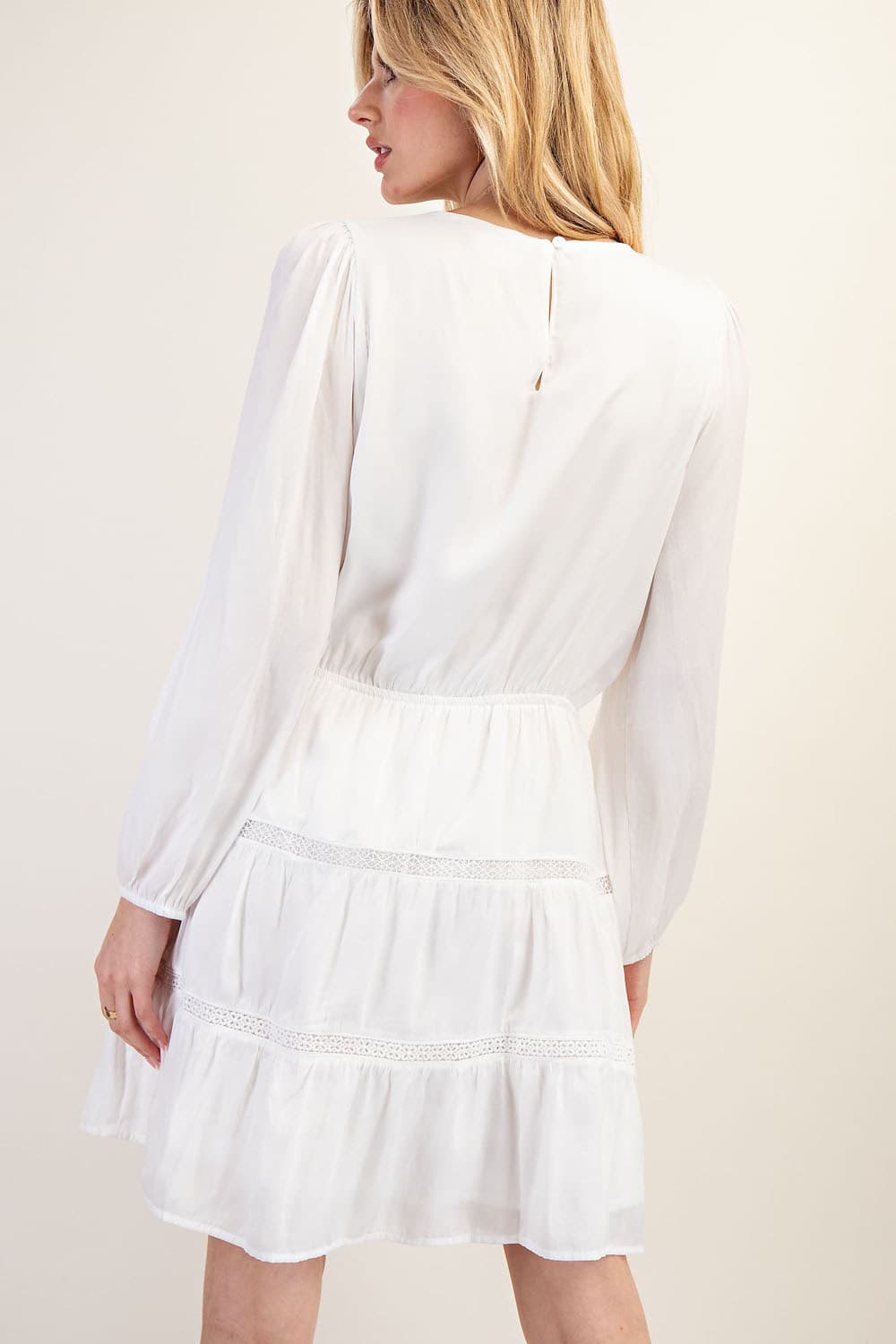 DK7888 - OFF WHITE