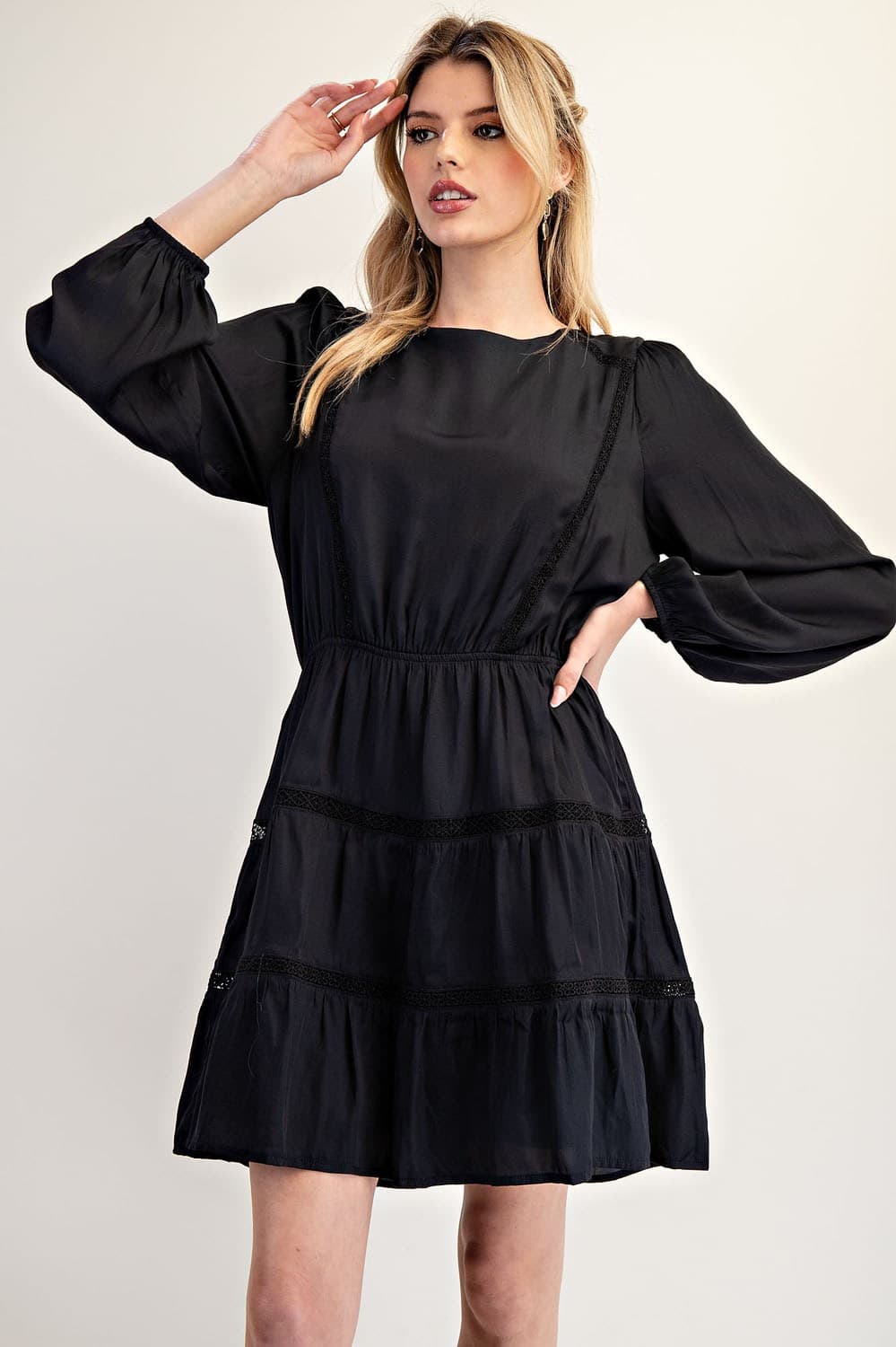 DK7888 - BLACK