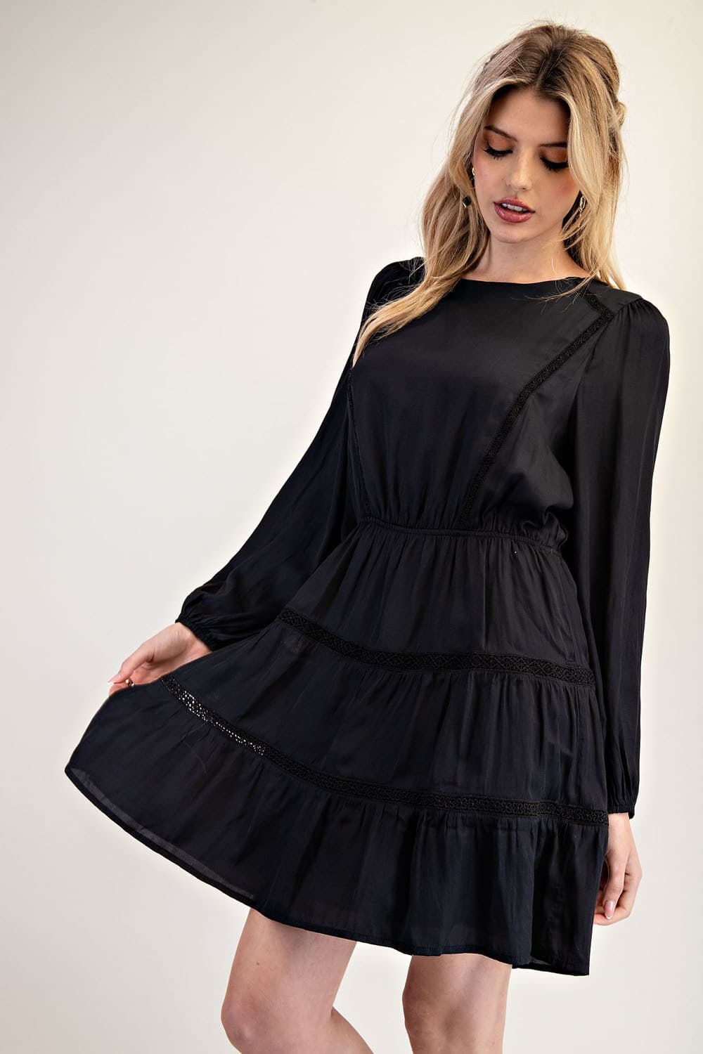 DK7888 - BLACK