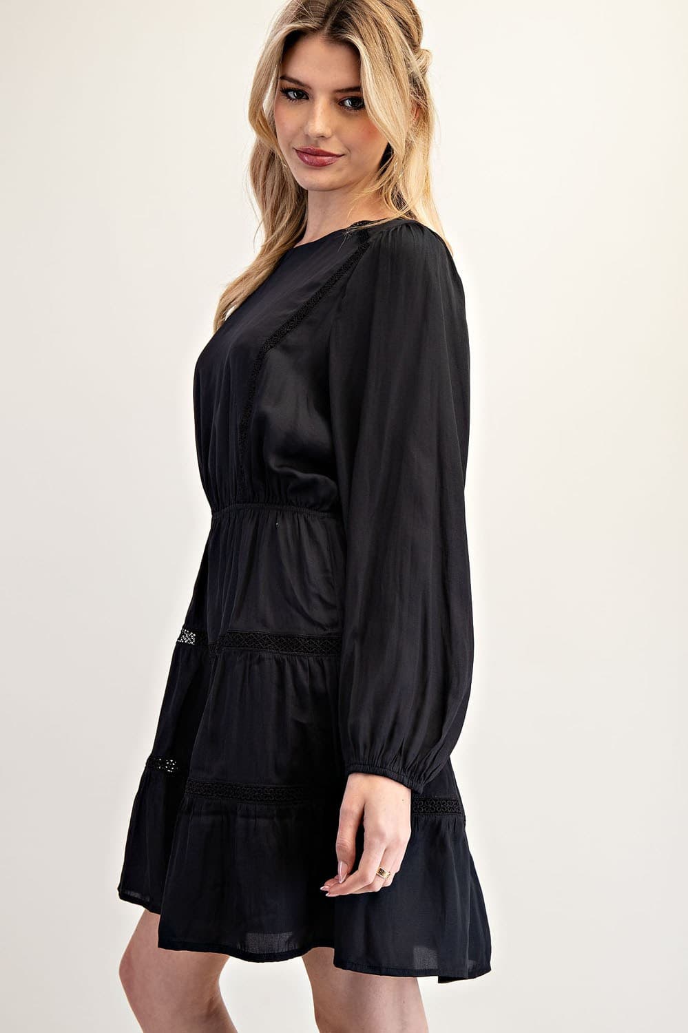 DK7888 - BLACK