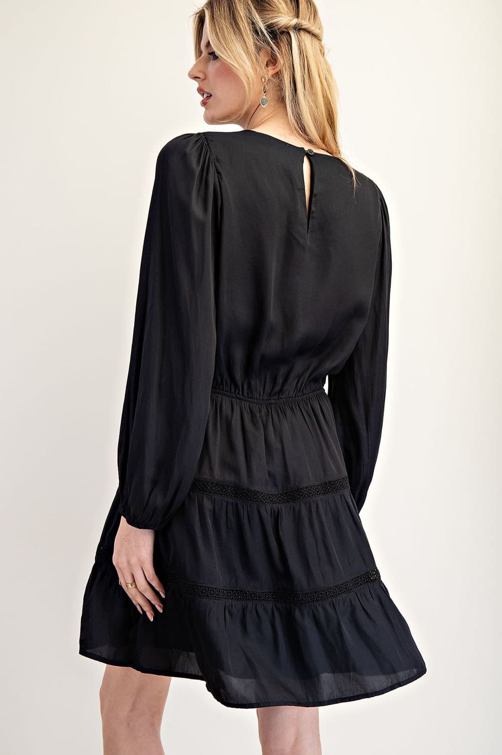 DK7888 - BLACK