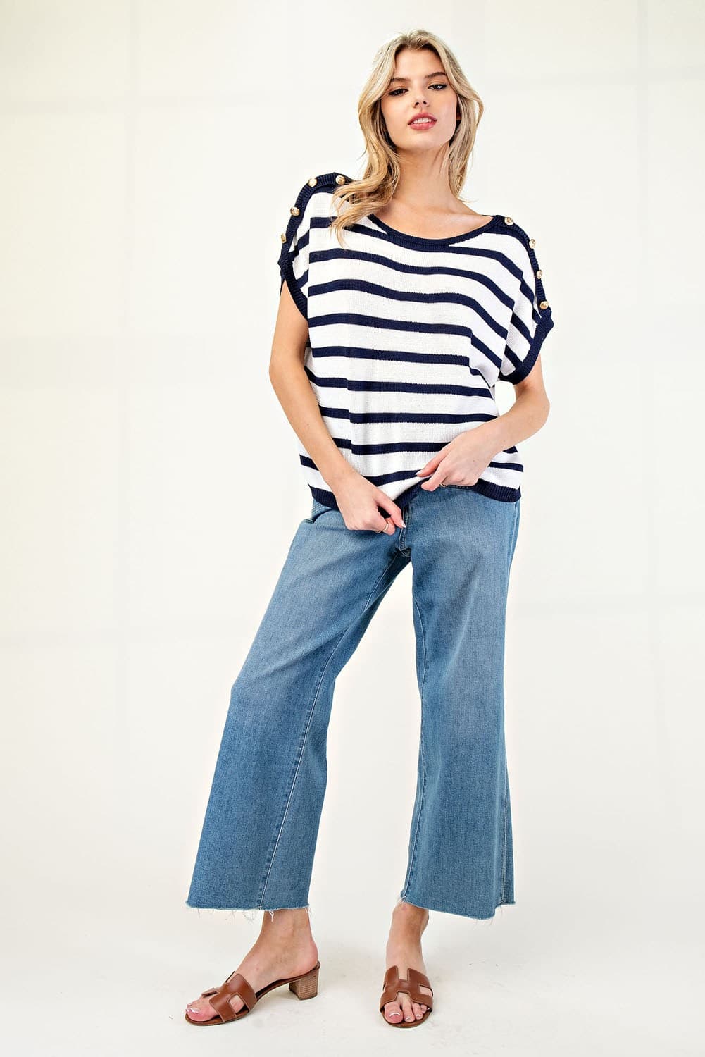 SG8903 - NAVY