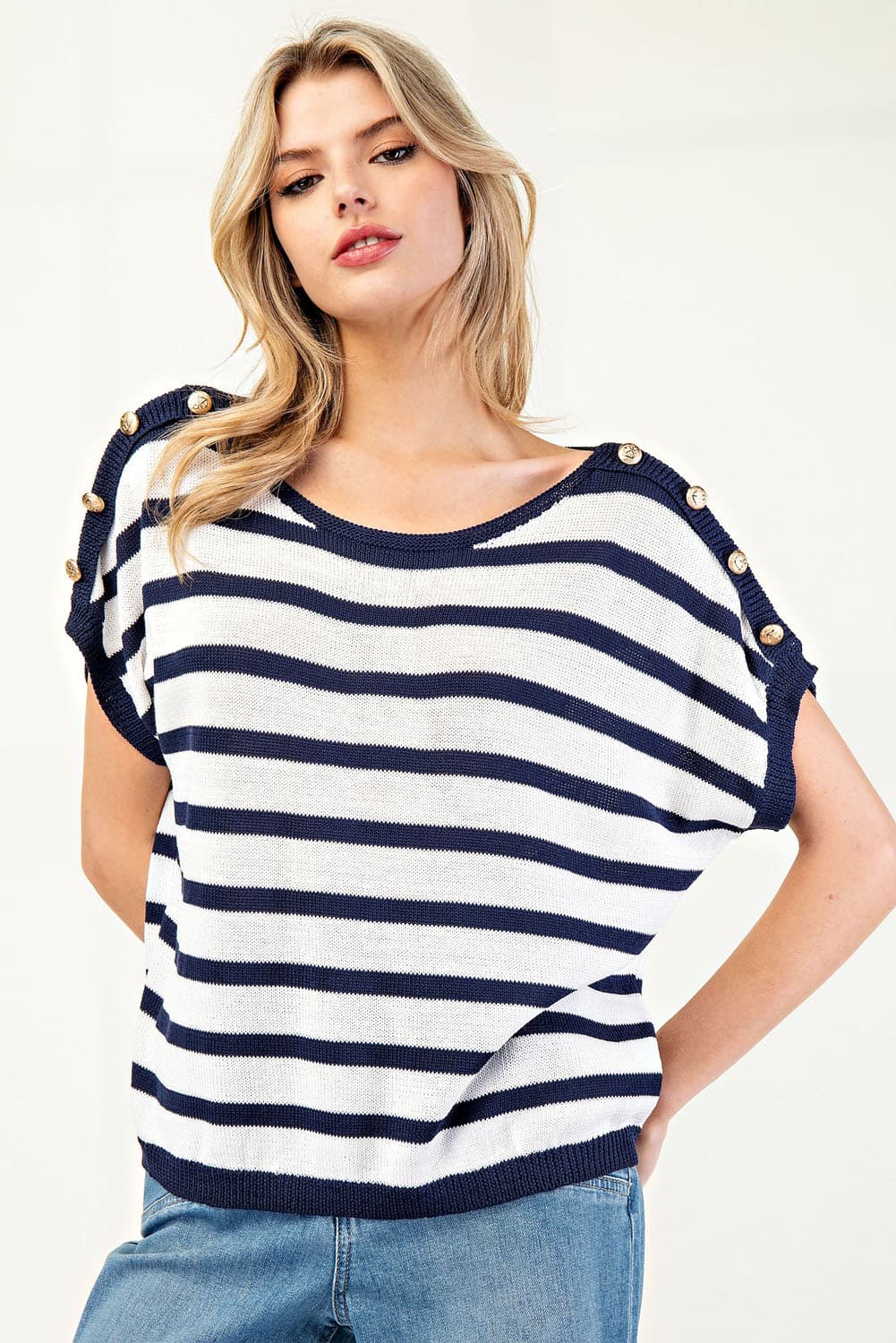 SG8903 - NAVY