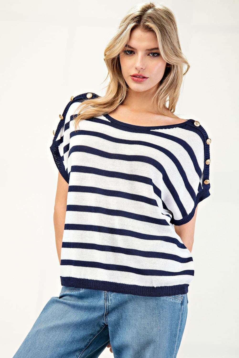 SG8903 - NAVY