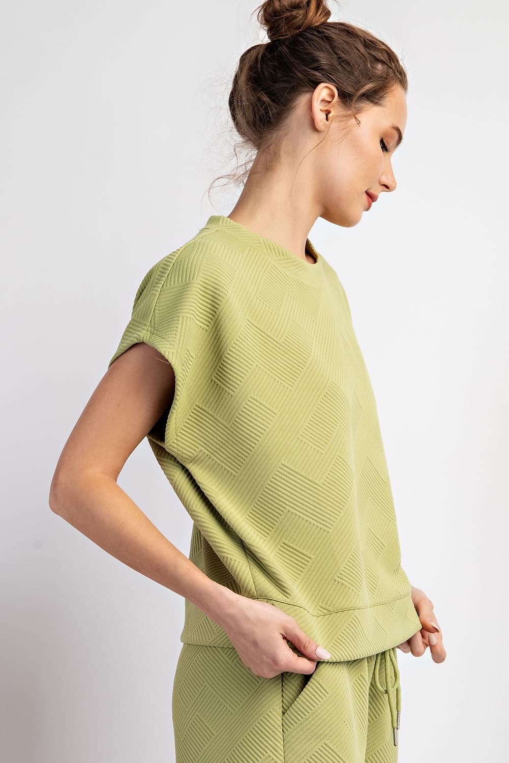 TG10200 - AVOCADO