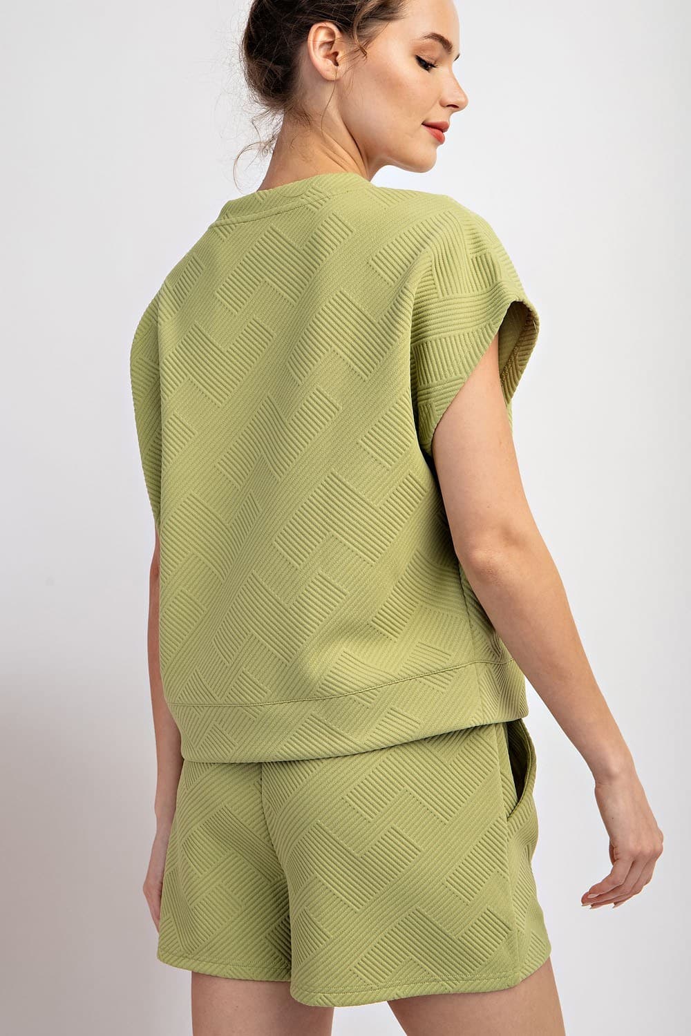 TG10200 - AVOCADO