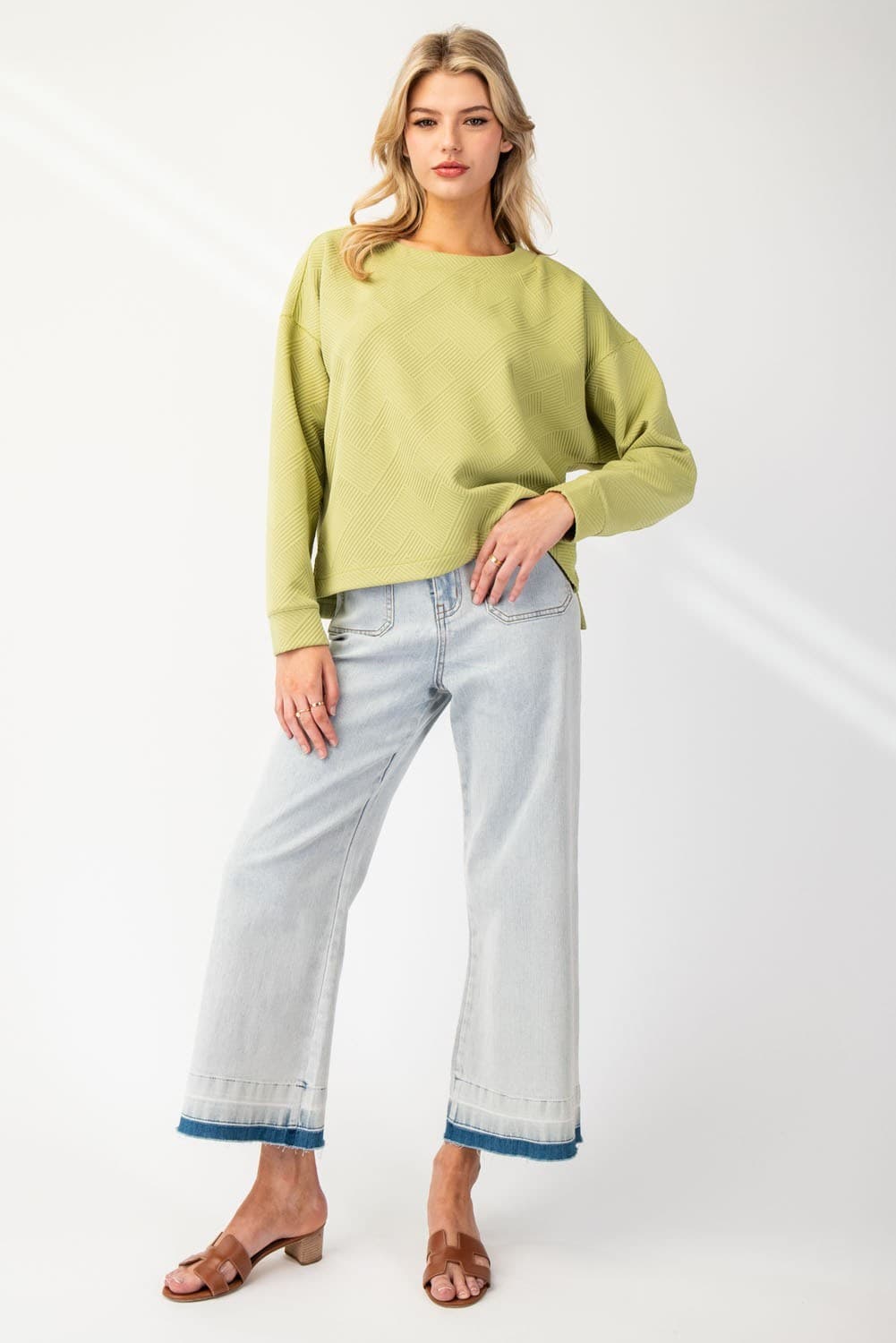 TG10212 - AVOCADO