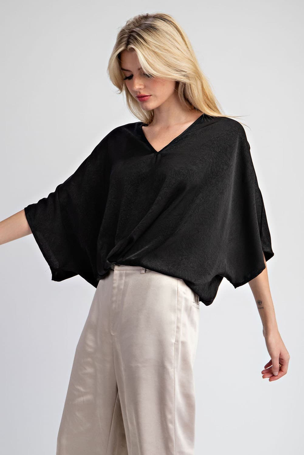 TK11222 - BLACK