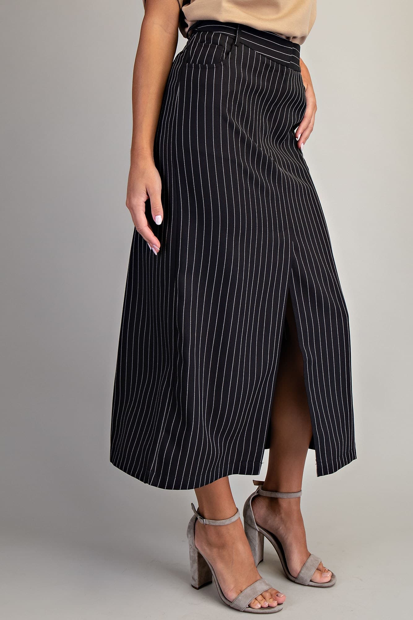 SHS9706 - BLACK