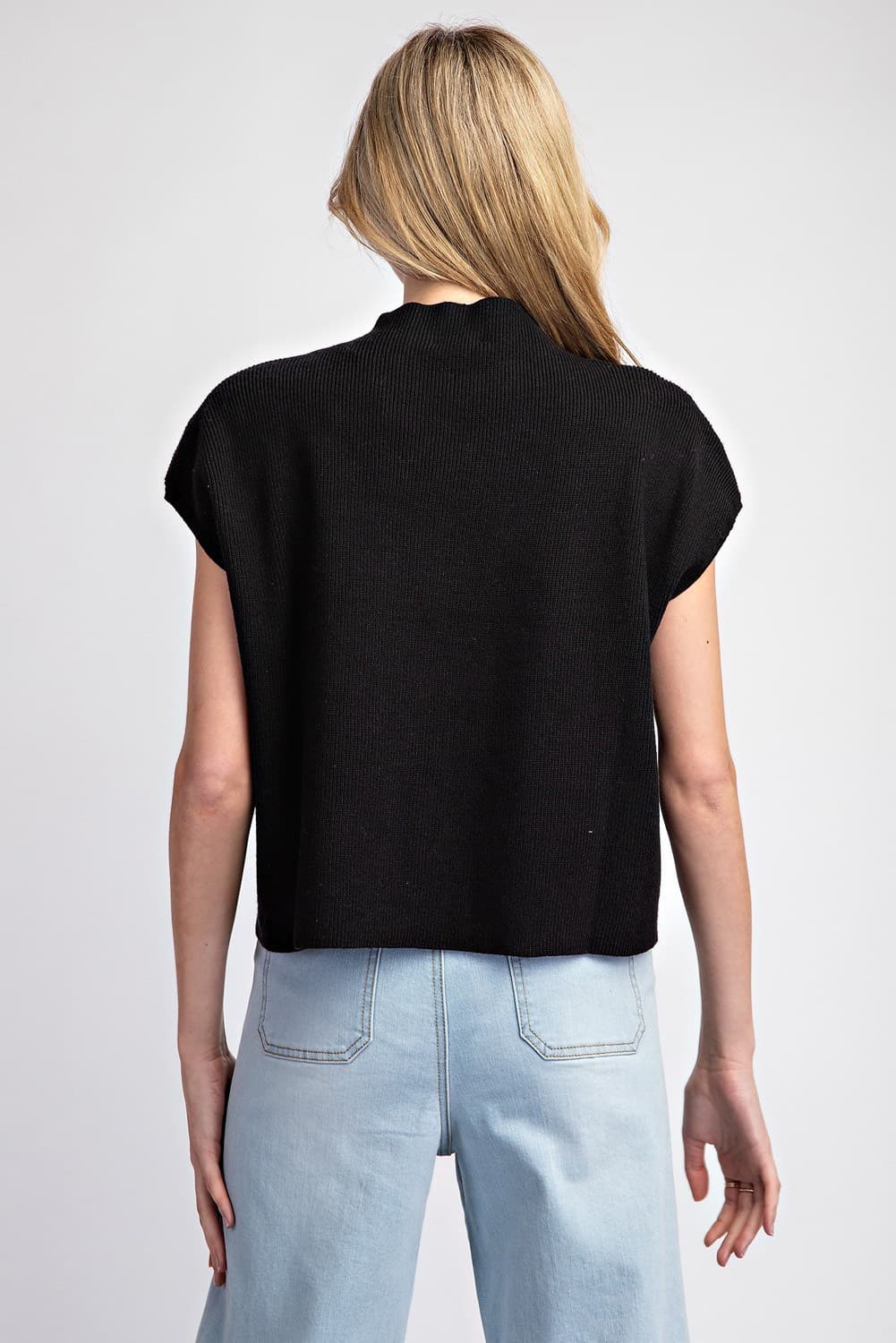 SK11370 - BLACK