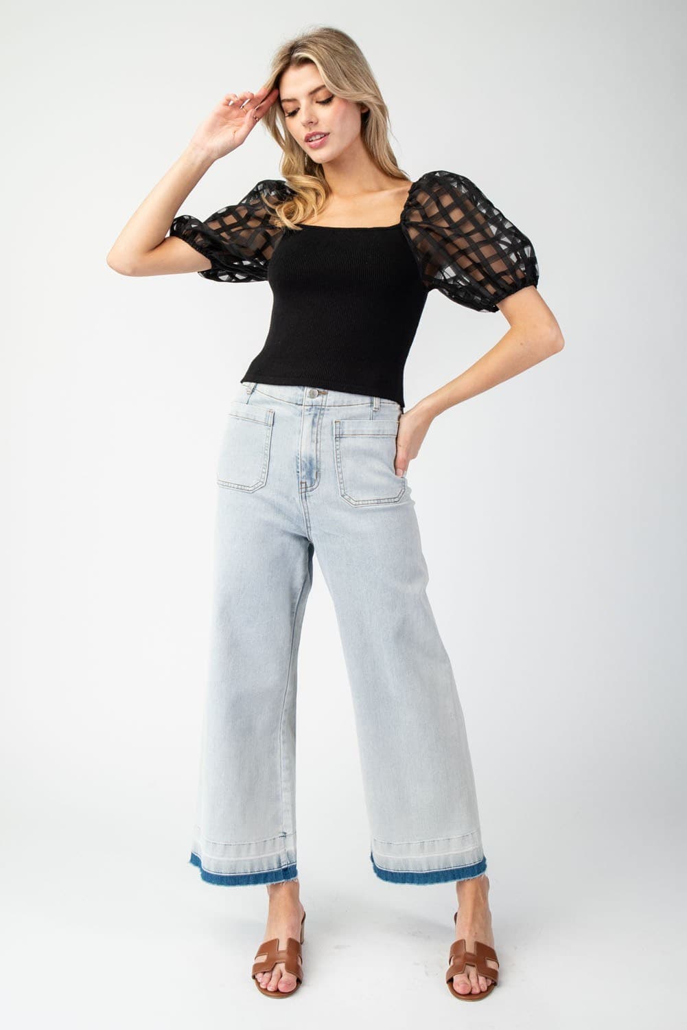 SK11389 - BLACK