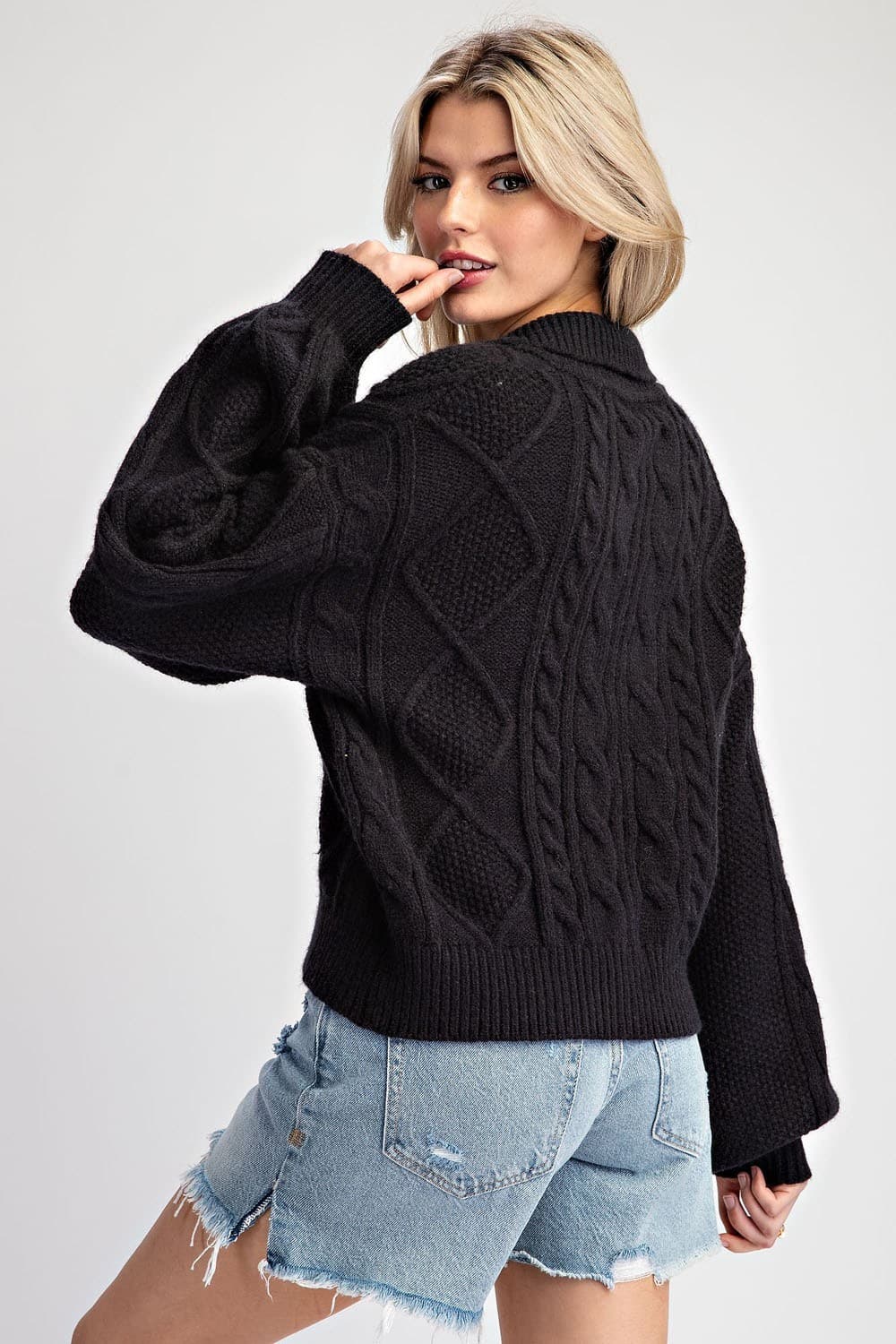 SK11337 - BLACK