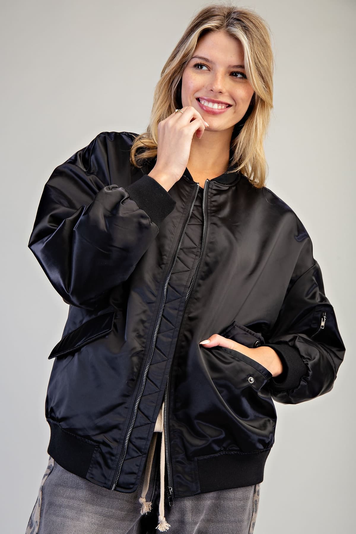 JG10383 - BLACK