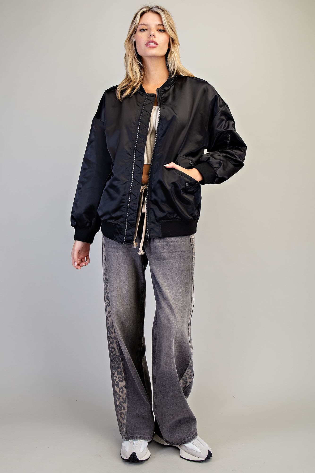 JG10383 - BLACK