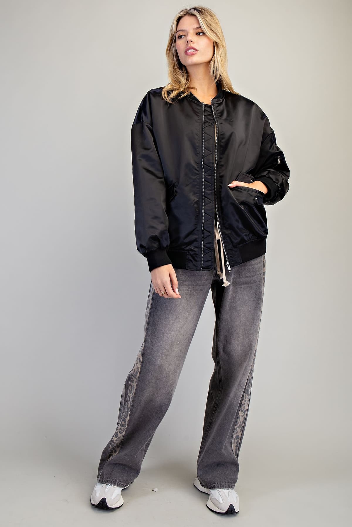 JG10383 - BLACK