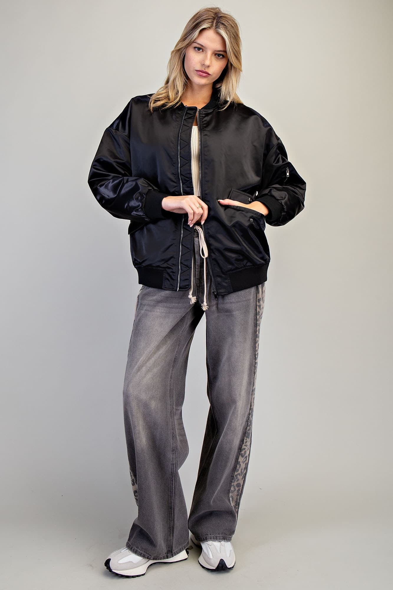 JG10383 - BLACK