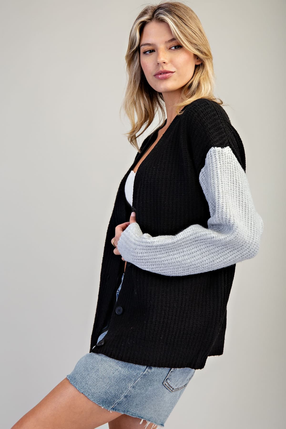SJK11266 - BLACK