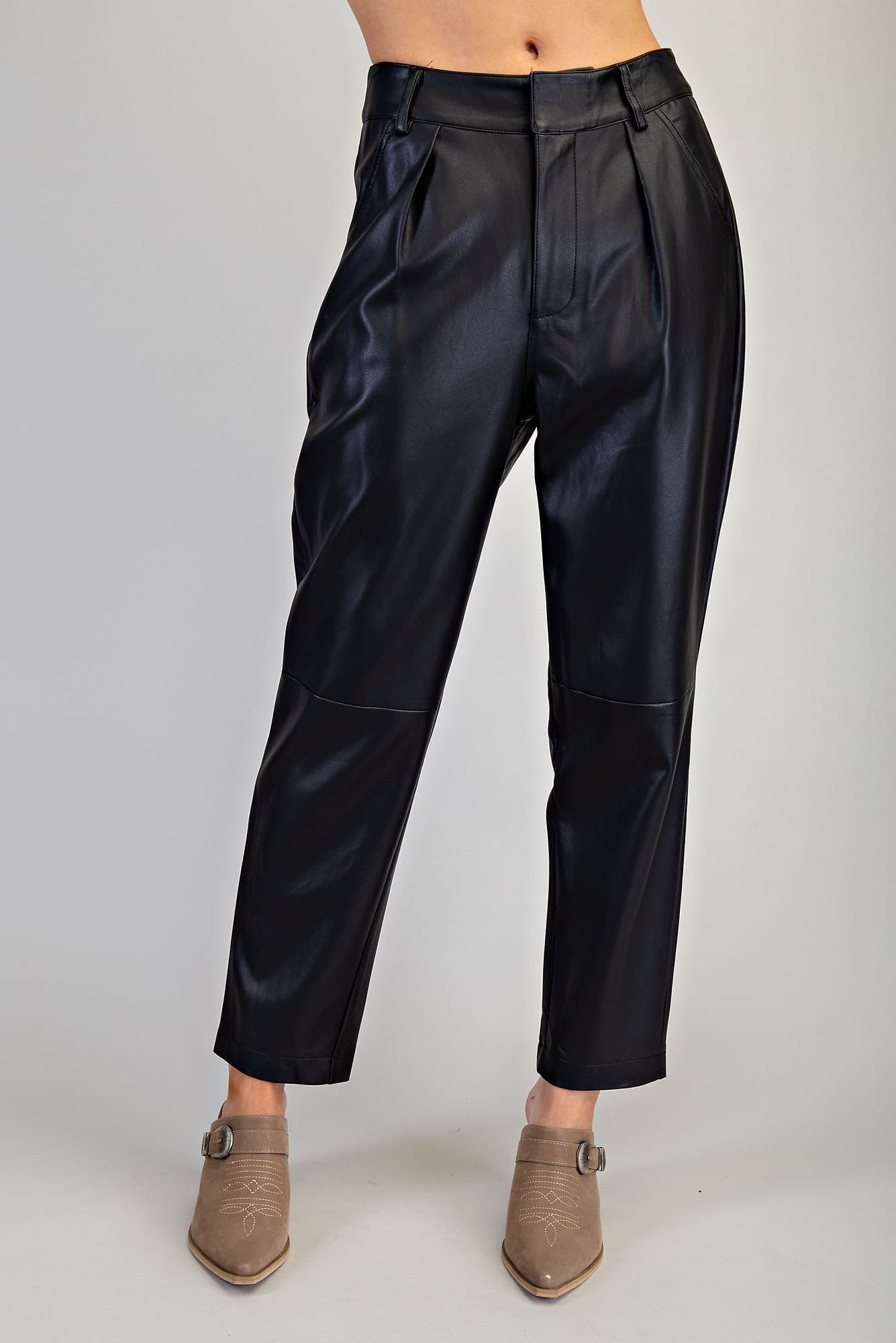 PK11246 - BLACK