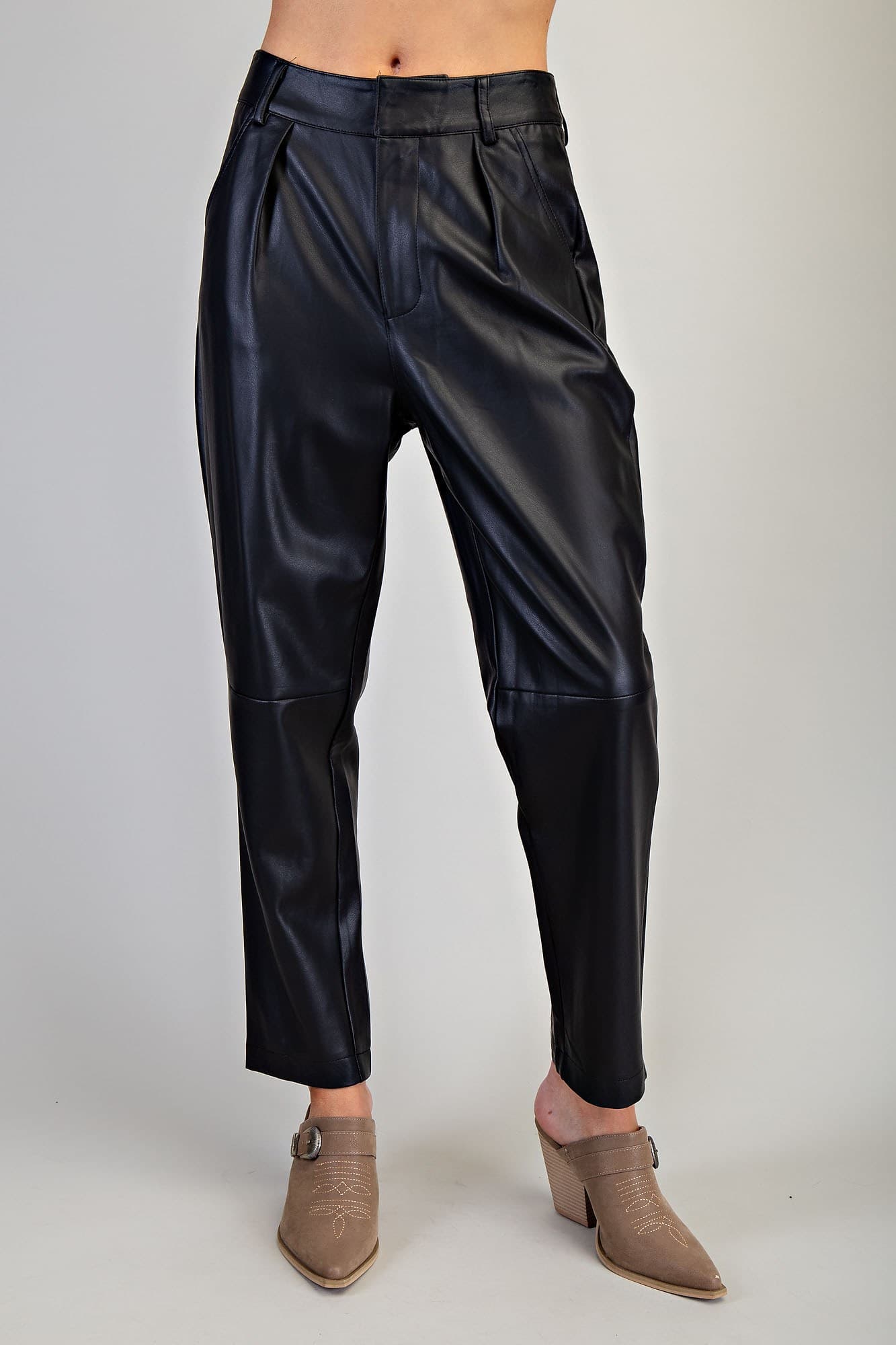 PK11246 - BLACK