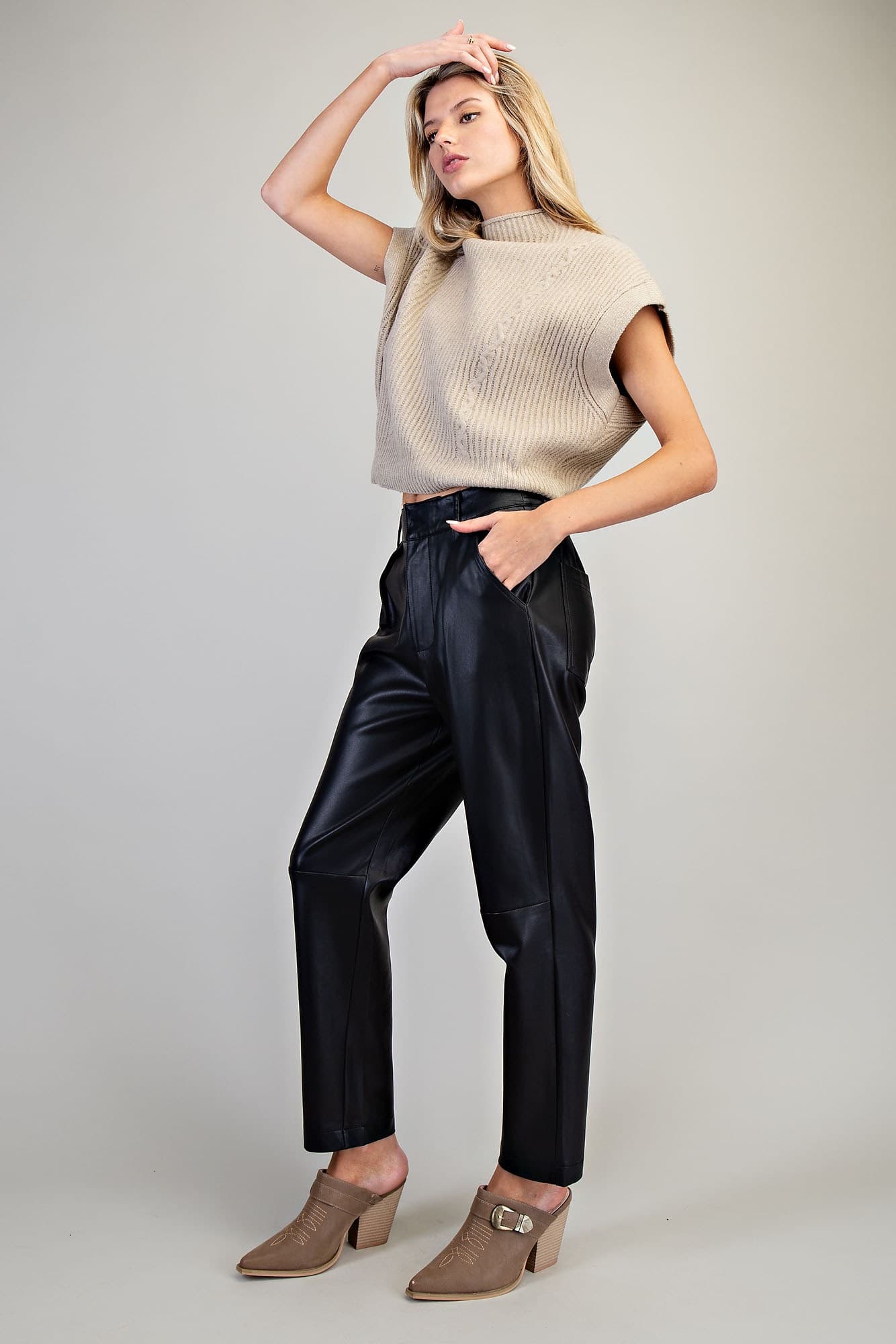 PK11246 - BLACK