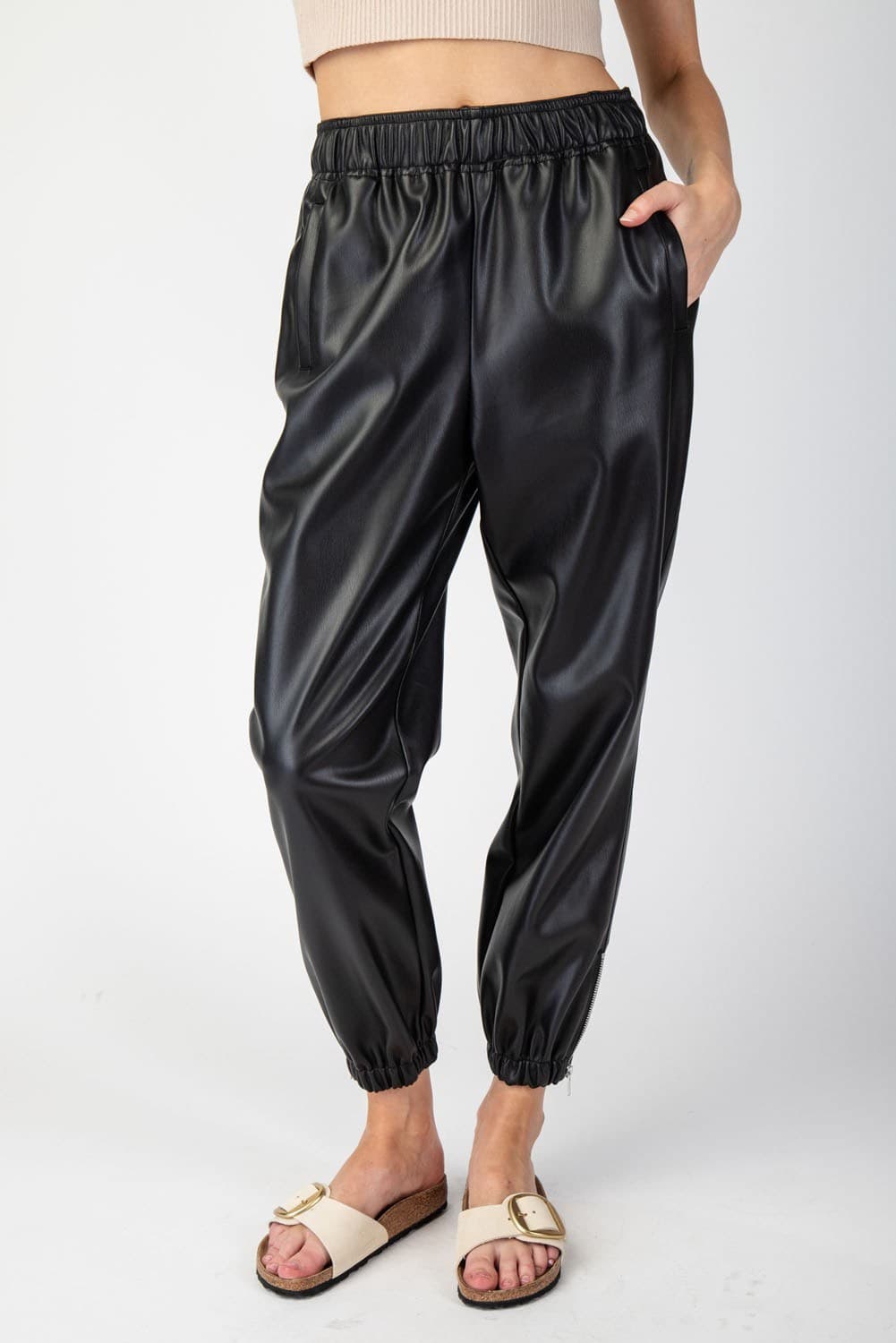 PK11418 - BLACK